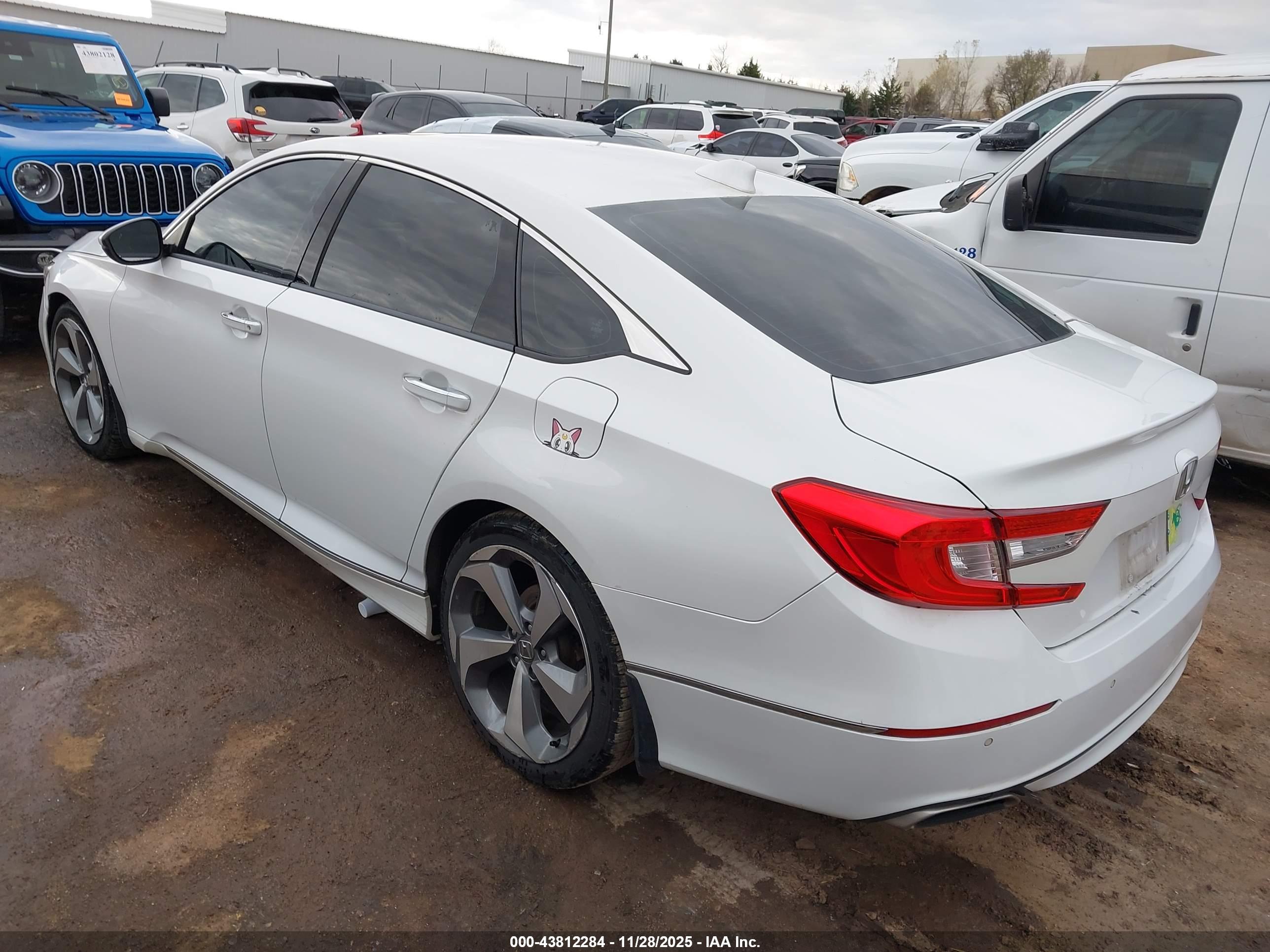 HONDA ACCORD image 3