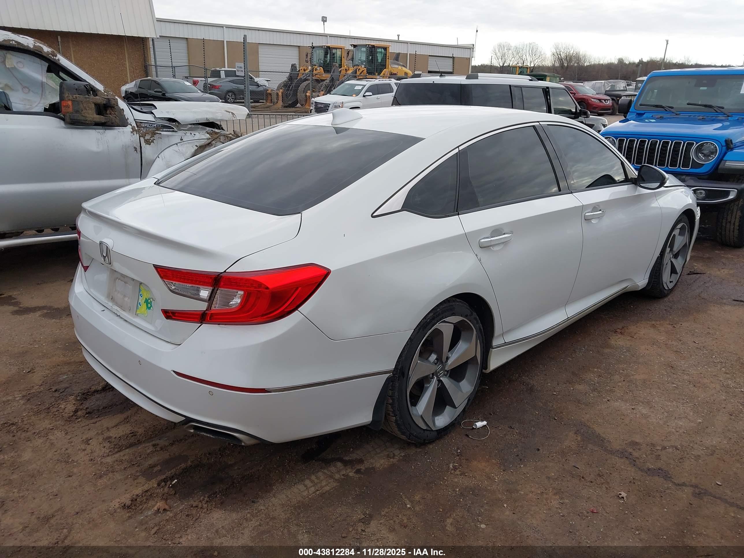 HONDA ACCORD image 4