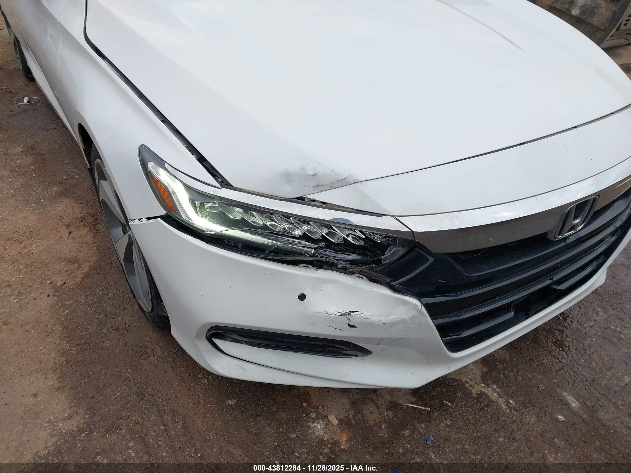 HONDA ACCORD image 6
