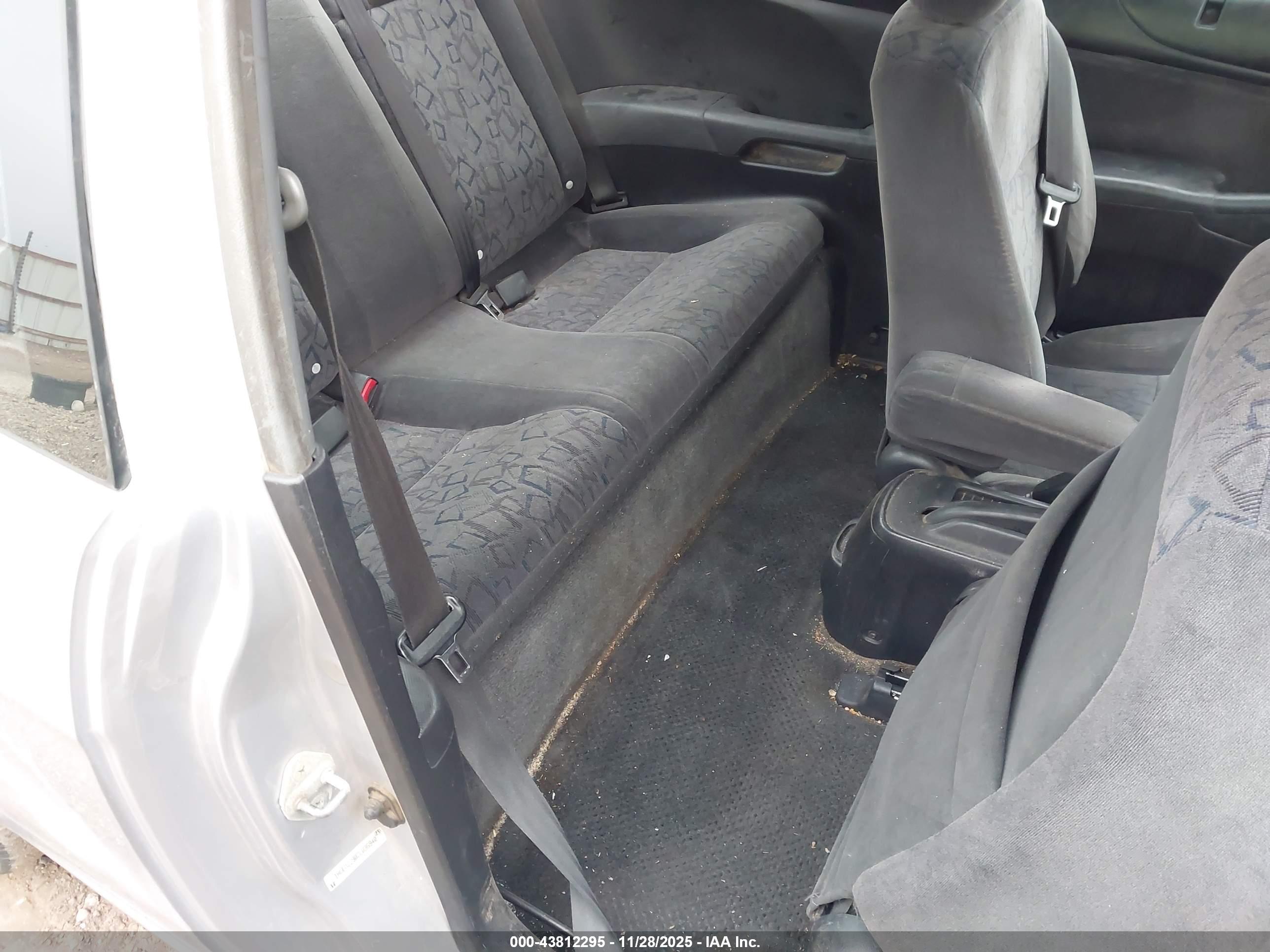 HONDA CIVIC image 8