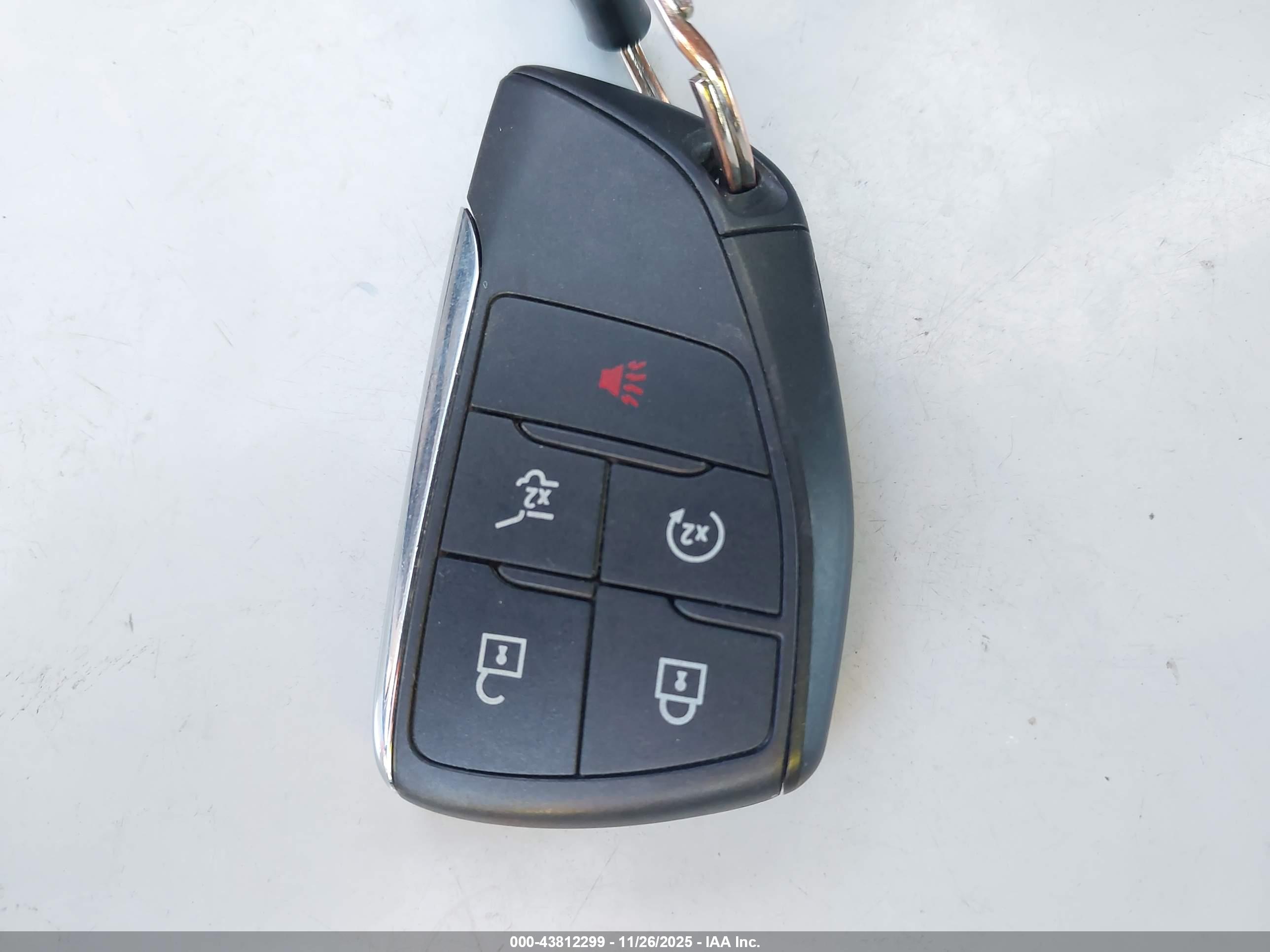 CHEVROLET EQUINOX image 11