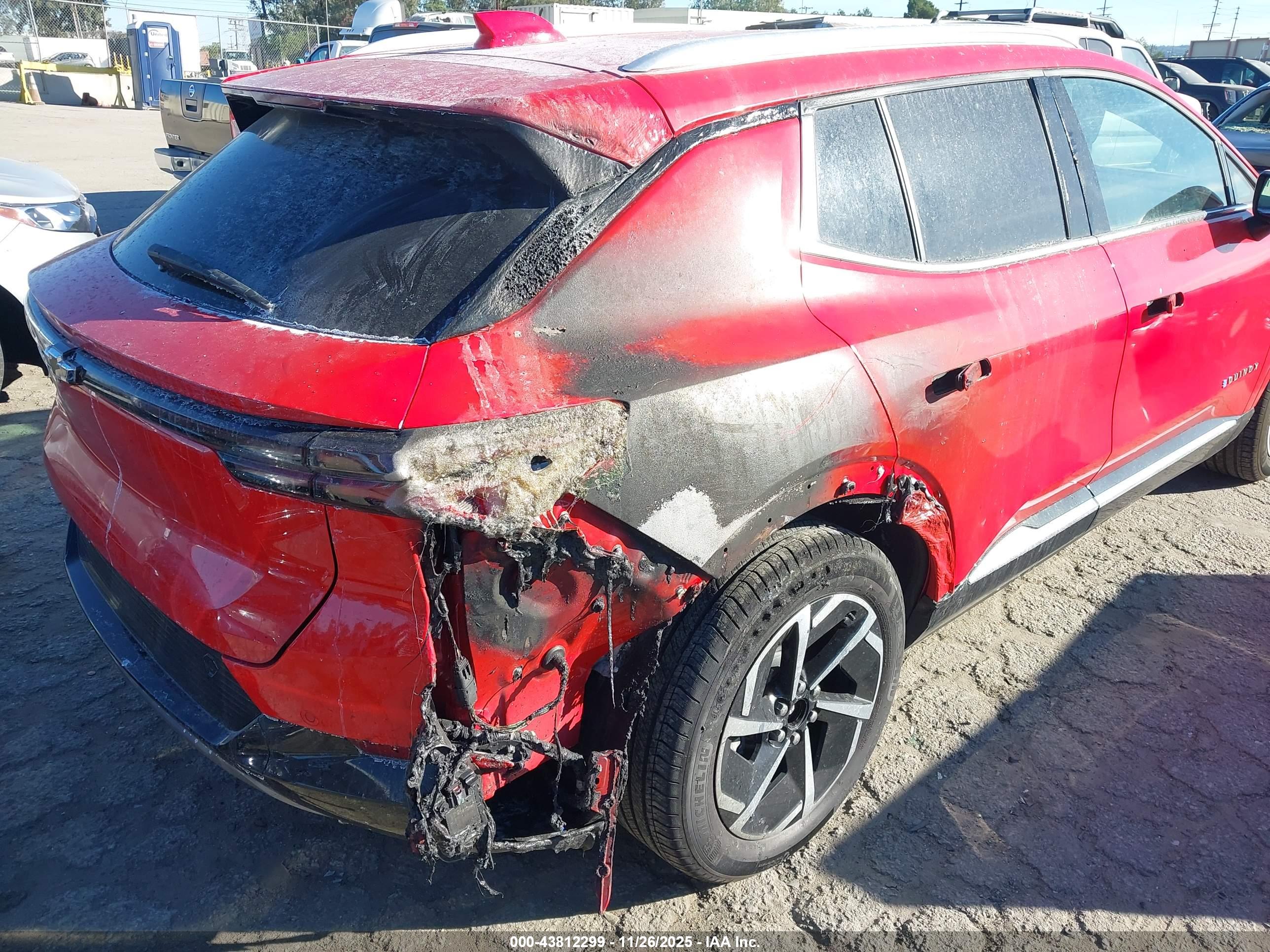 CHEVROLET EQUINOX image 6
