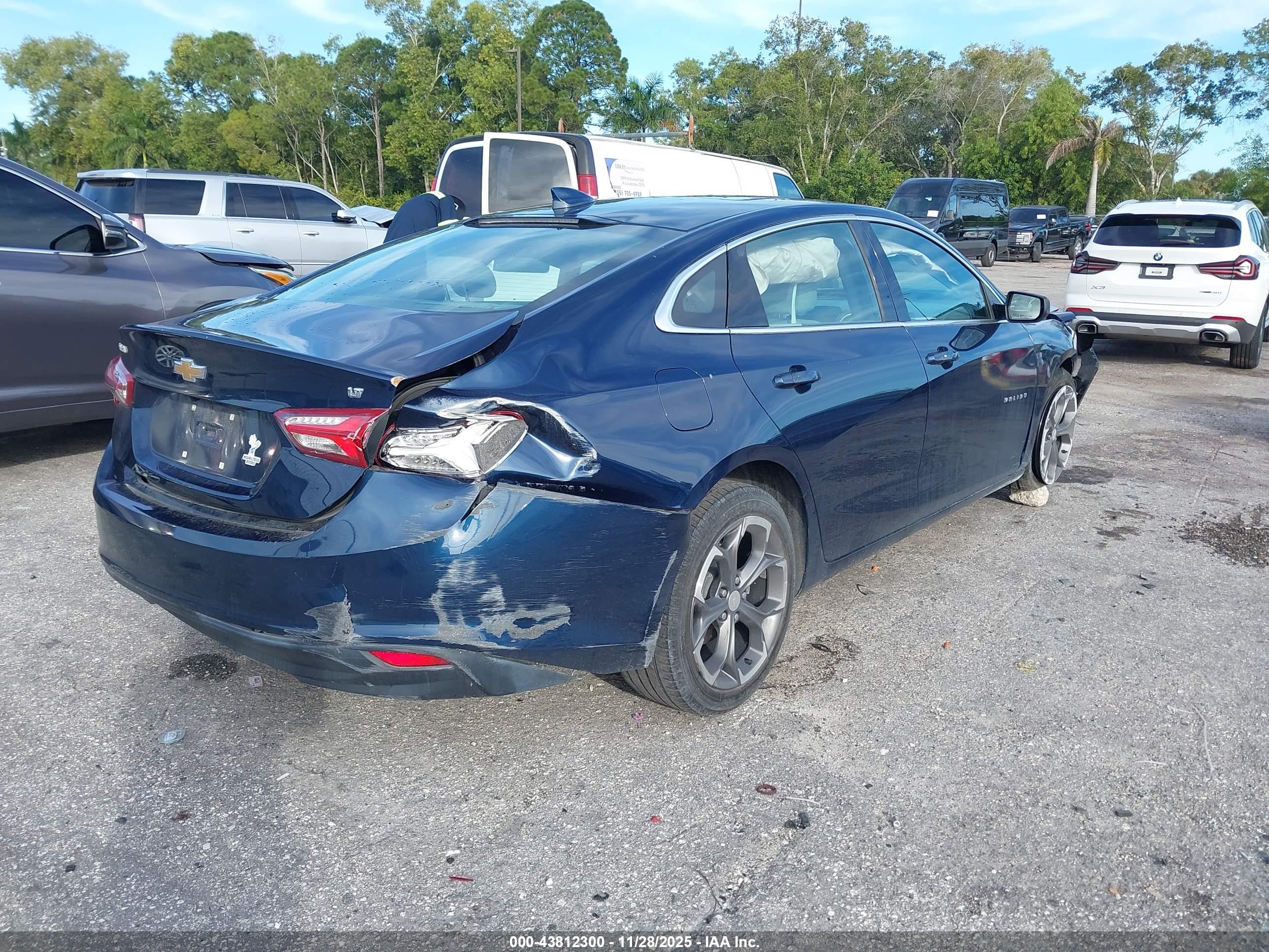 CHEVROLET MALIBU image 4