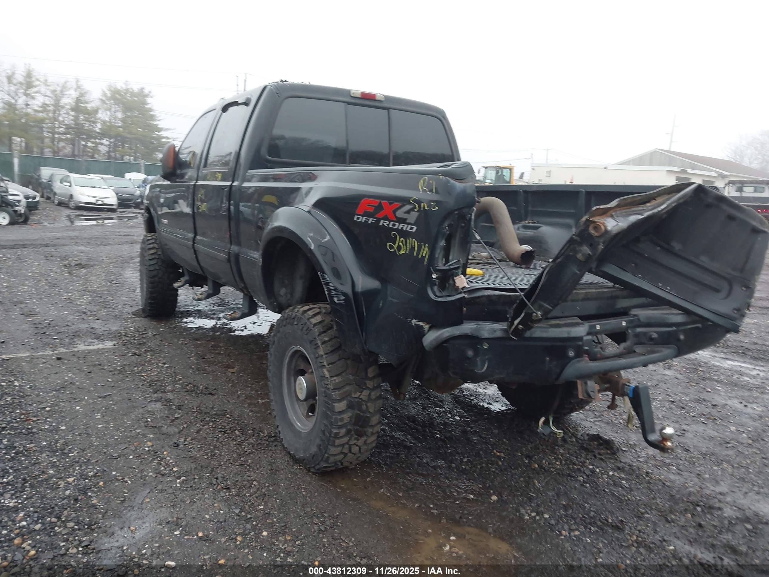 FORD F-350 image 3