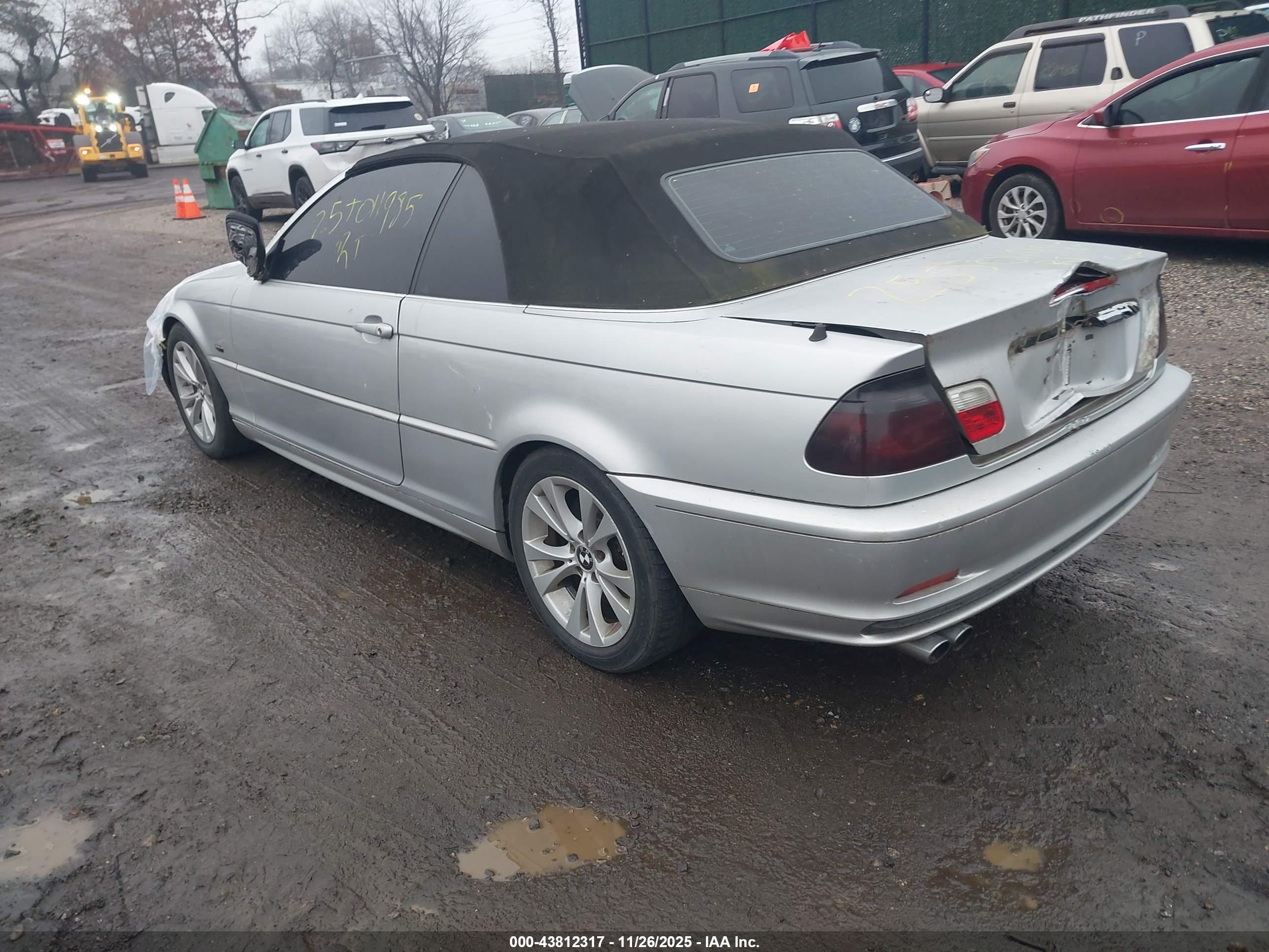 BMW 330CI image 3