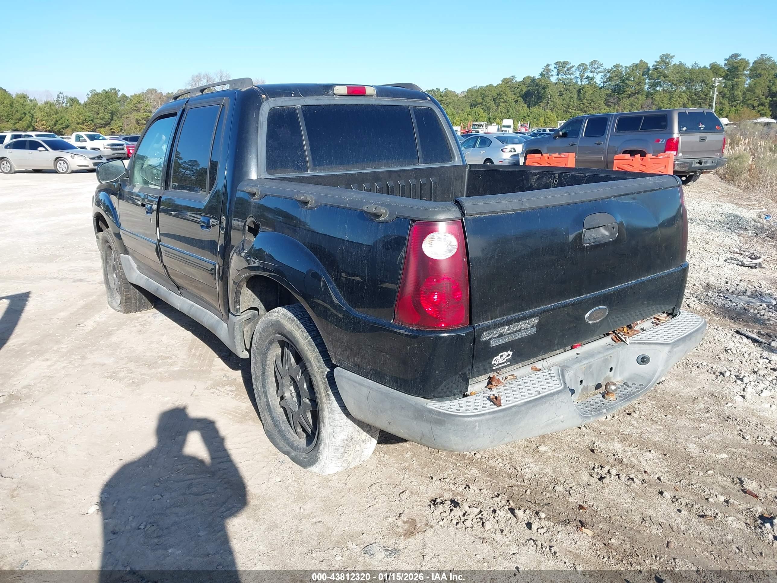 FORD EXPLORER image 3