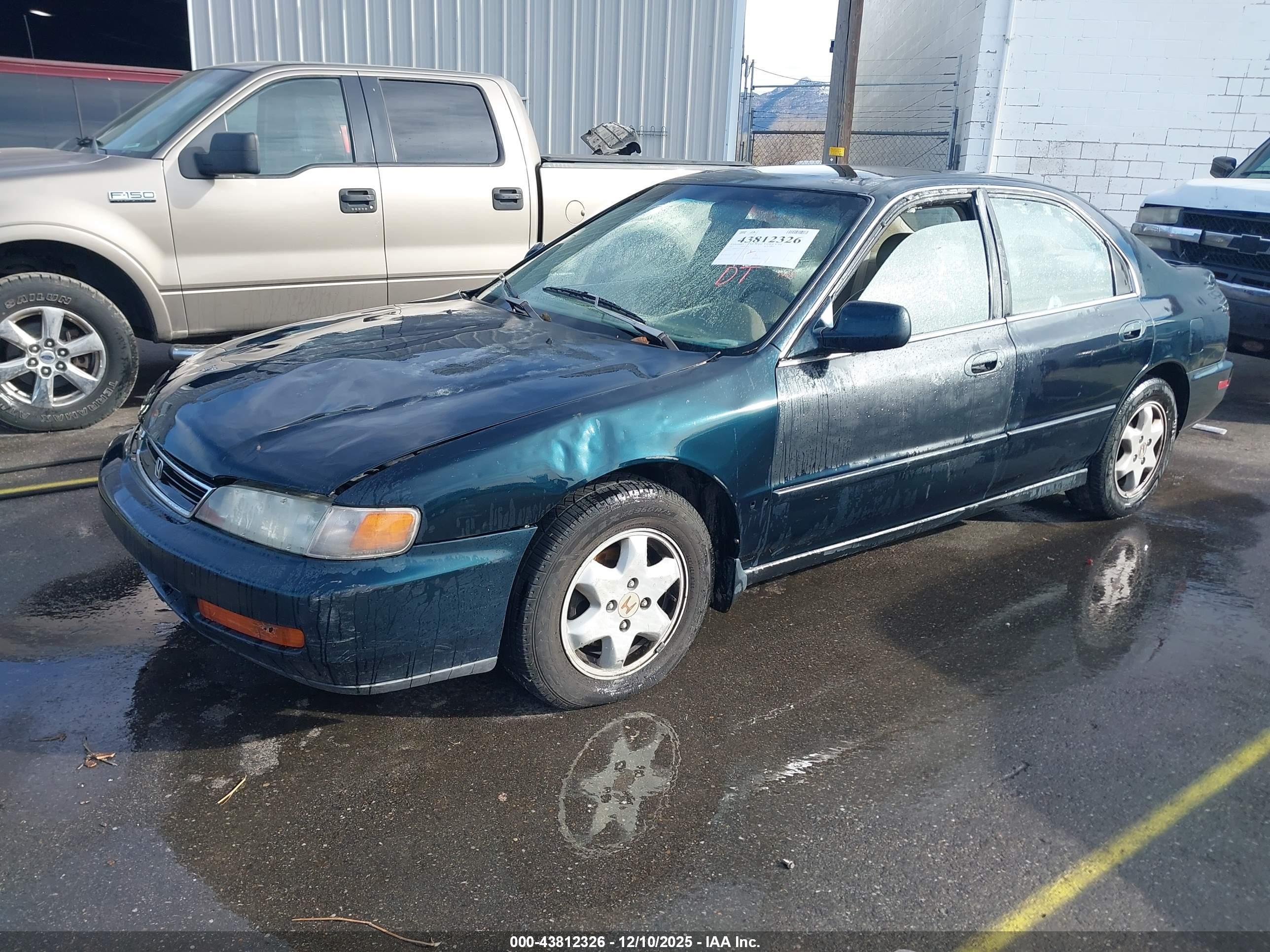 HONDA ACCORD image 2