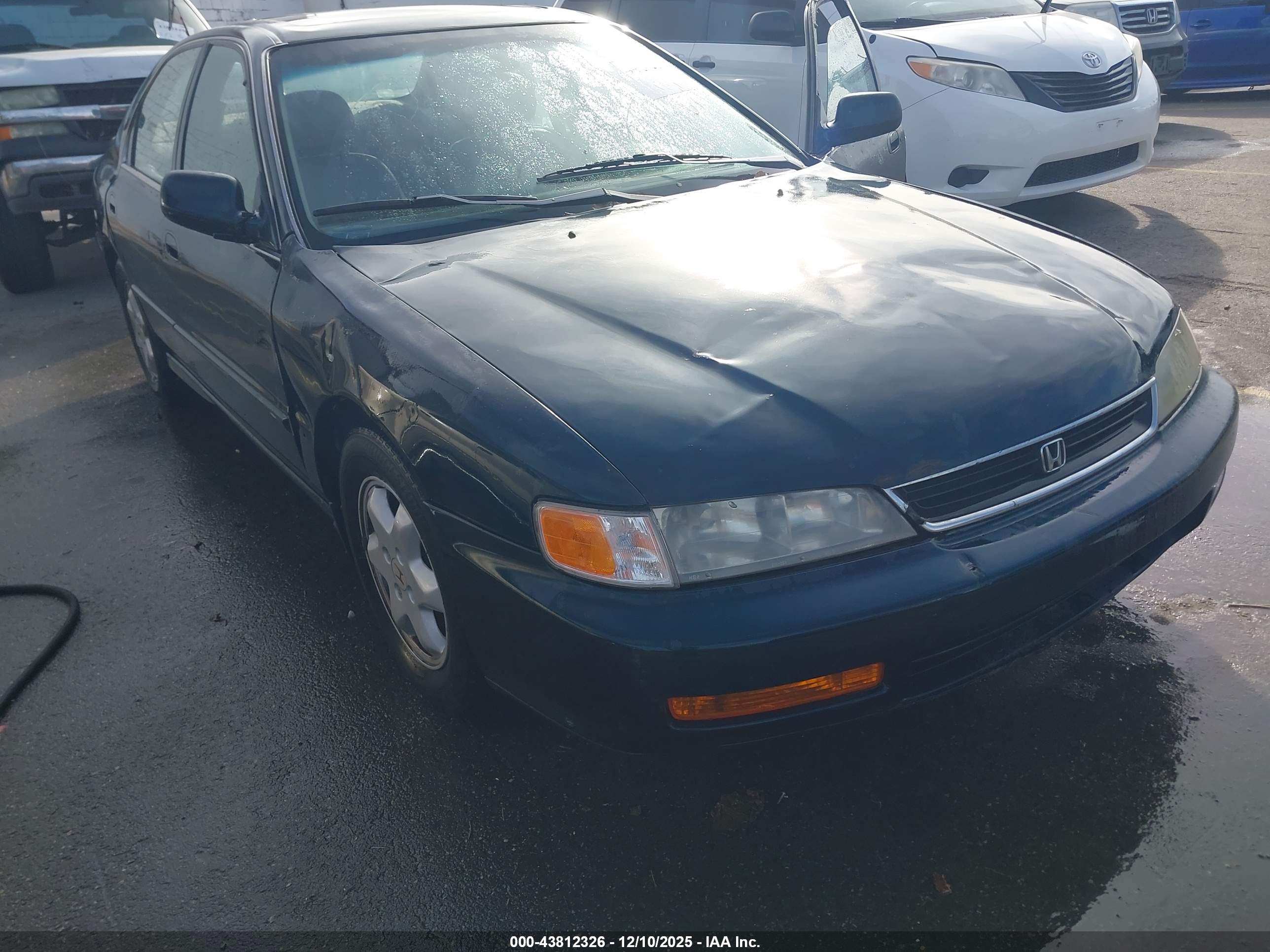 HONDA ACCORD image 6
