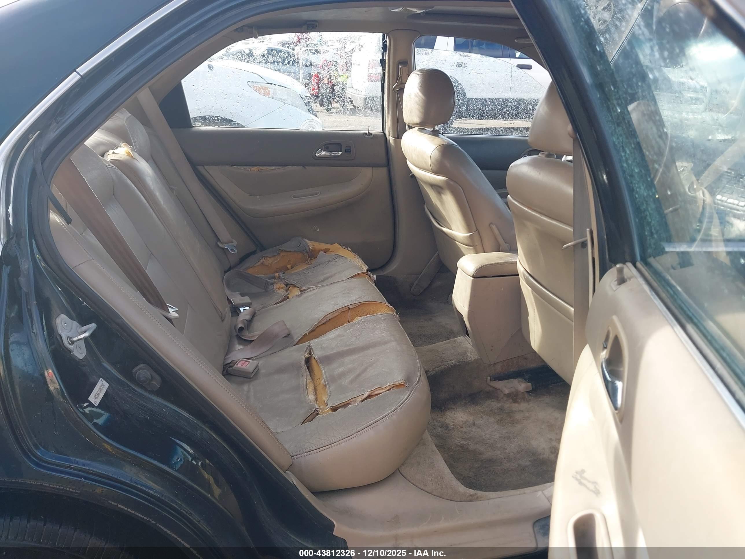HONDA ACCORD image 8