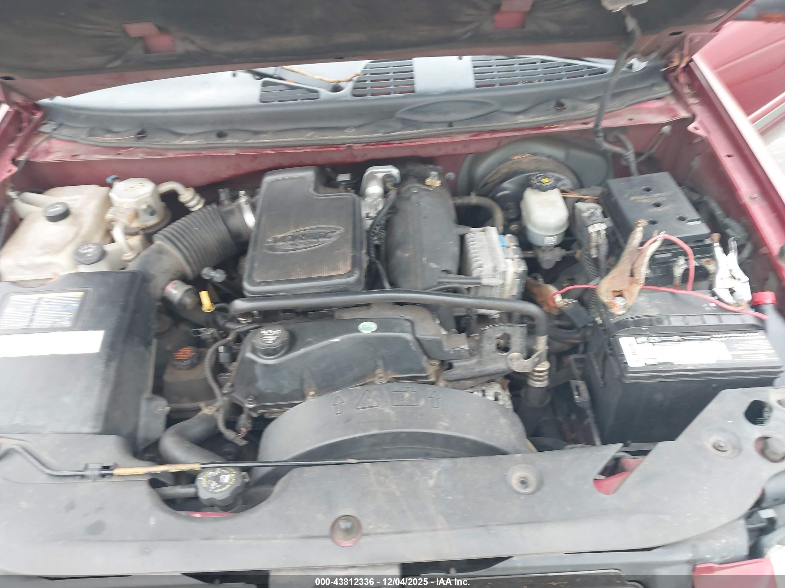 GMC ENVOY image 10
