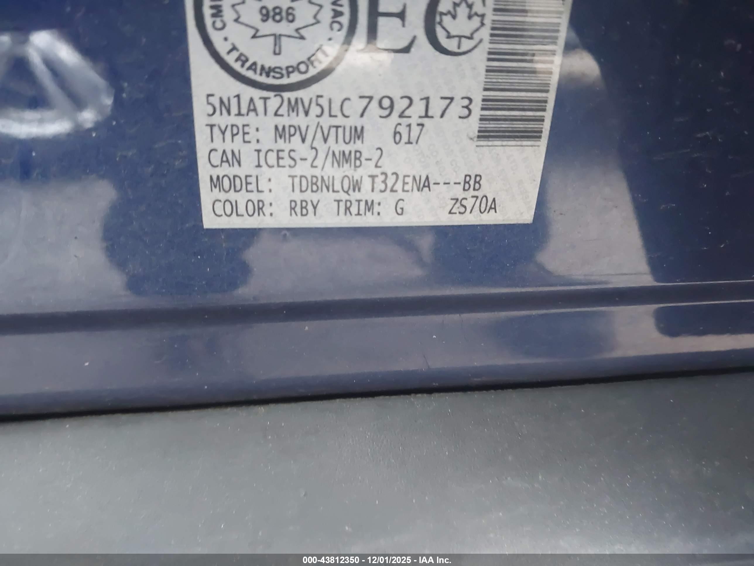 NISSAN ROGUE image 9