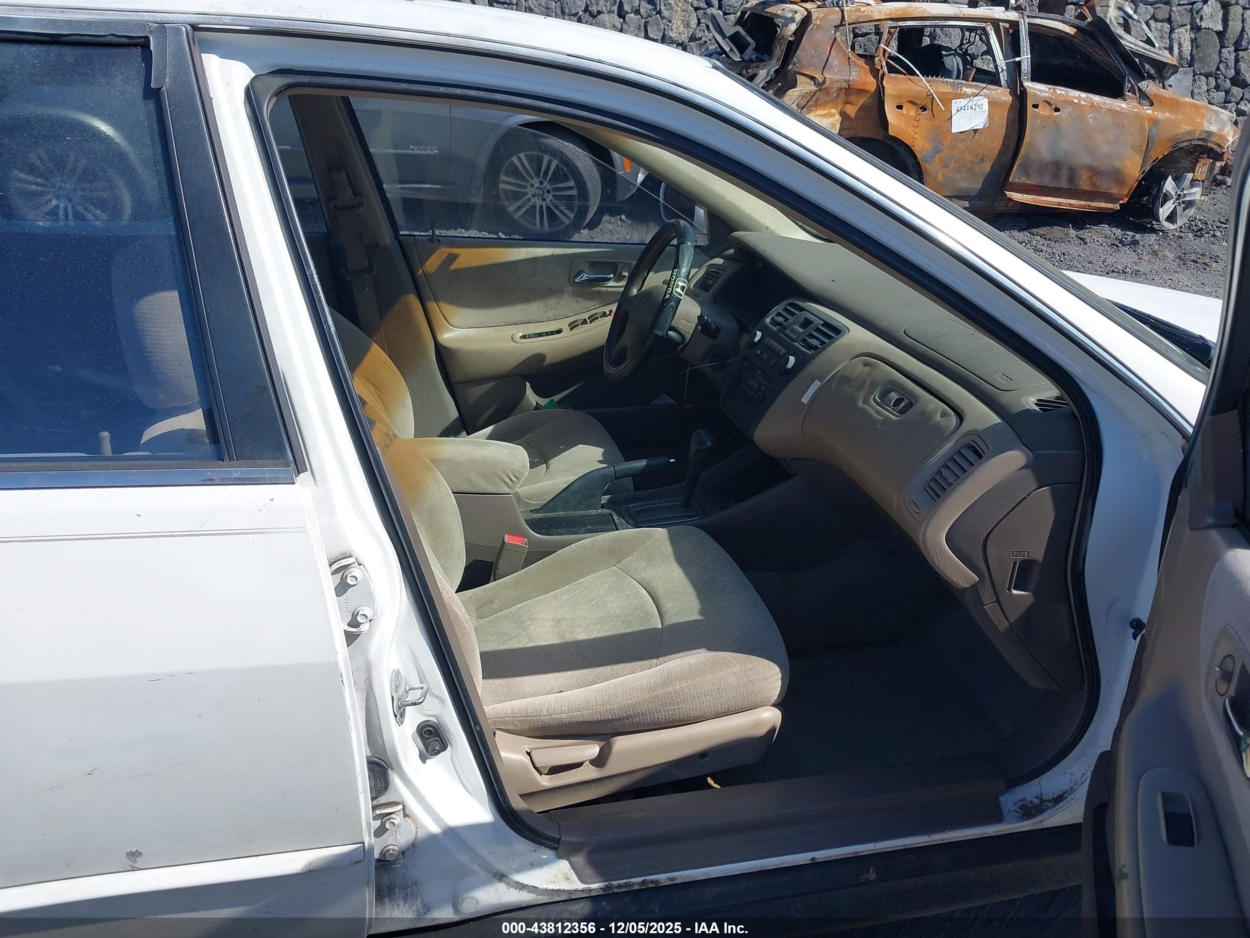 HONDA ACCORD image 5