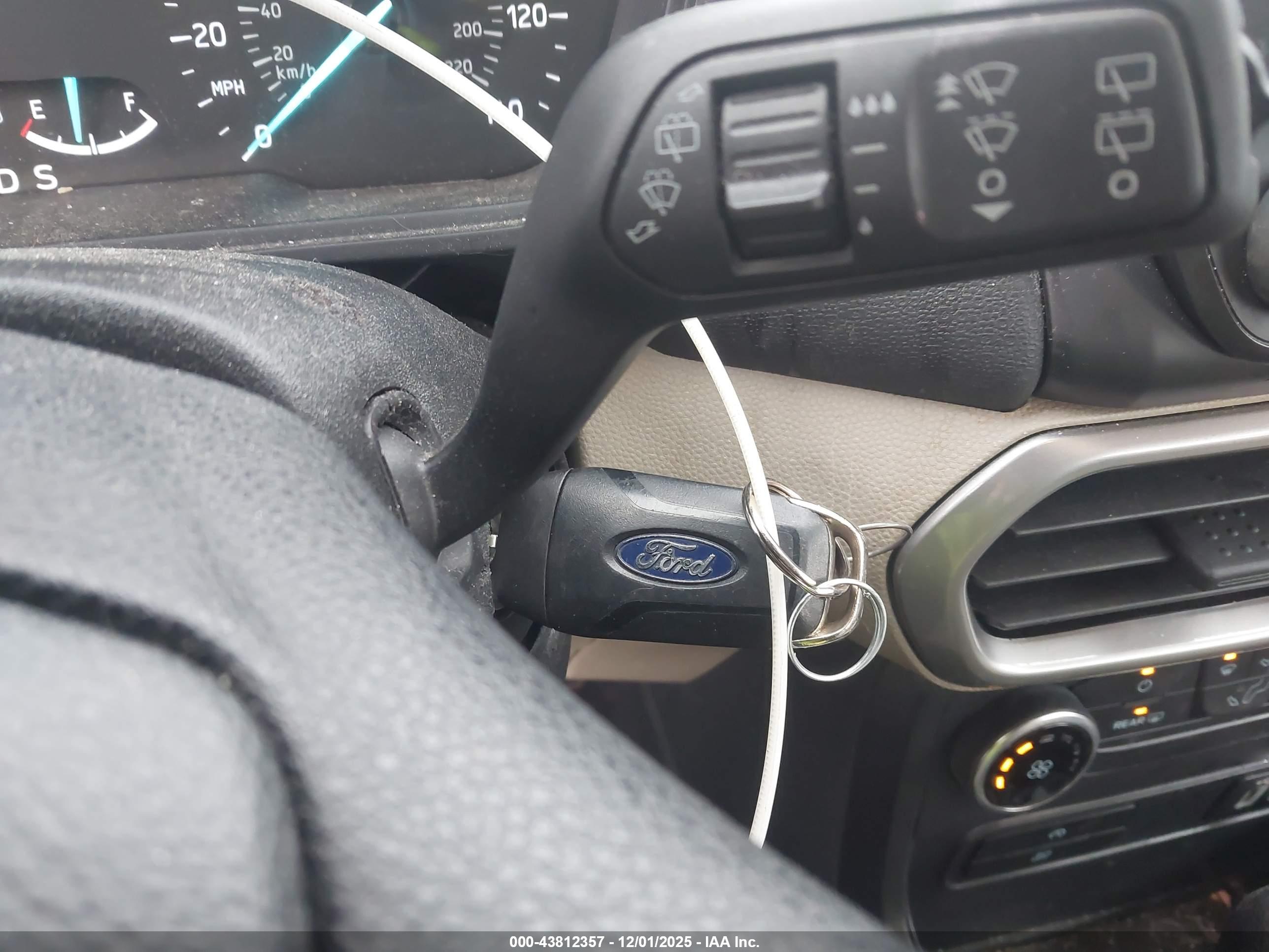 FORD ECOSPORT image 11