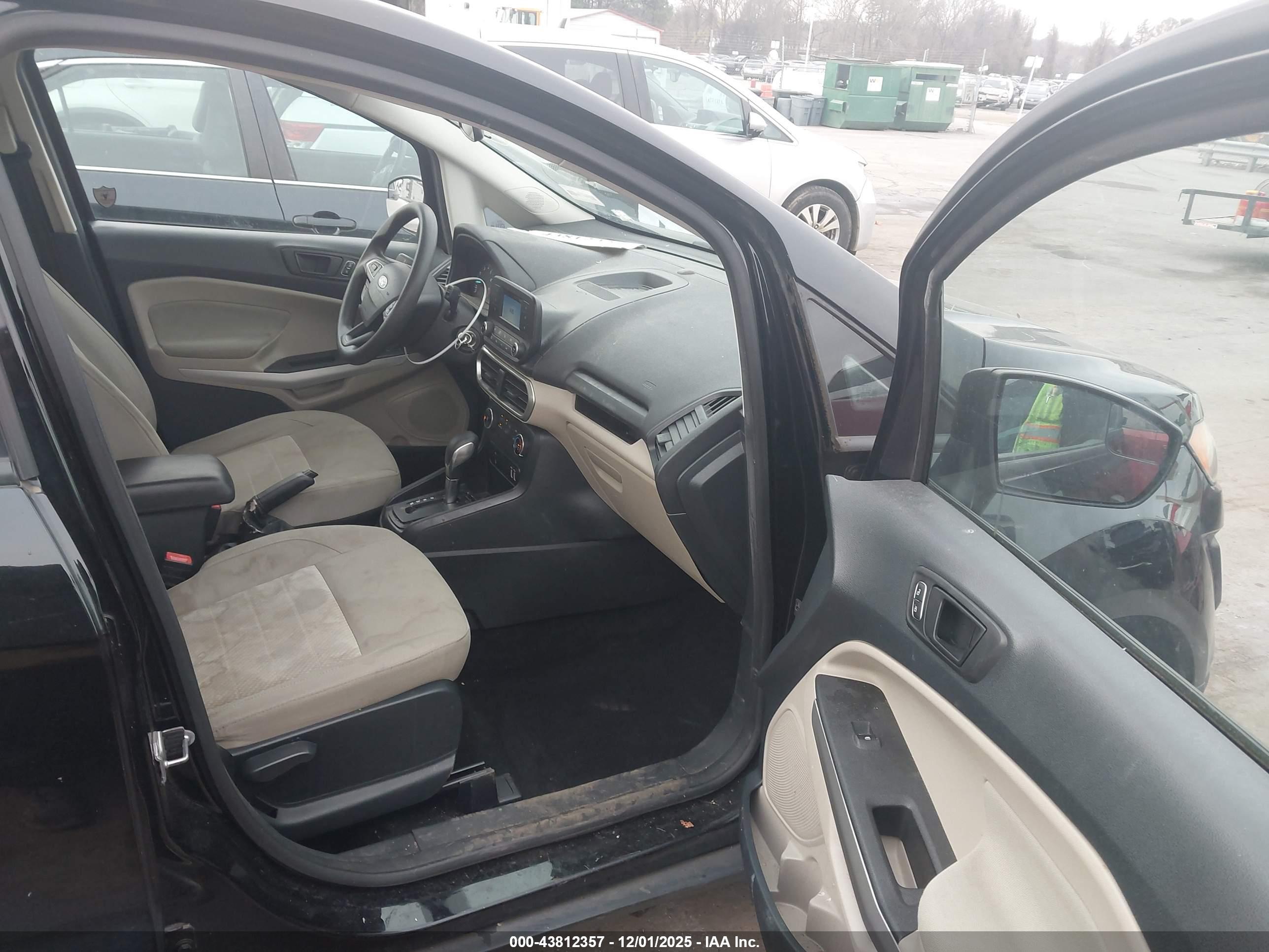 FORD ECOSPORT image 5