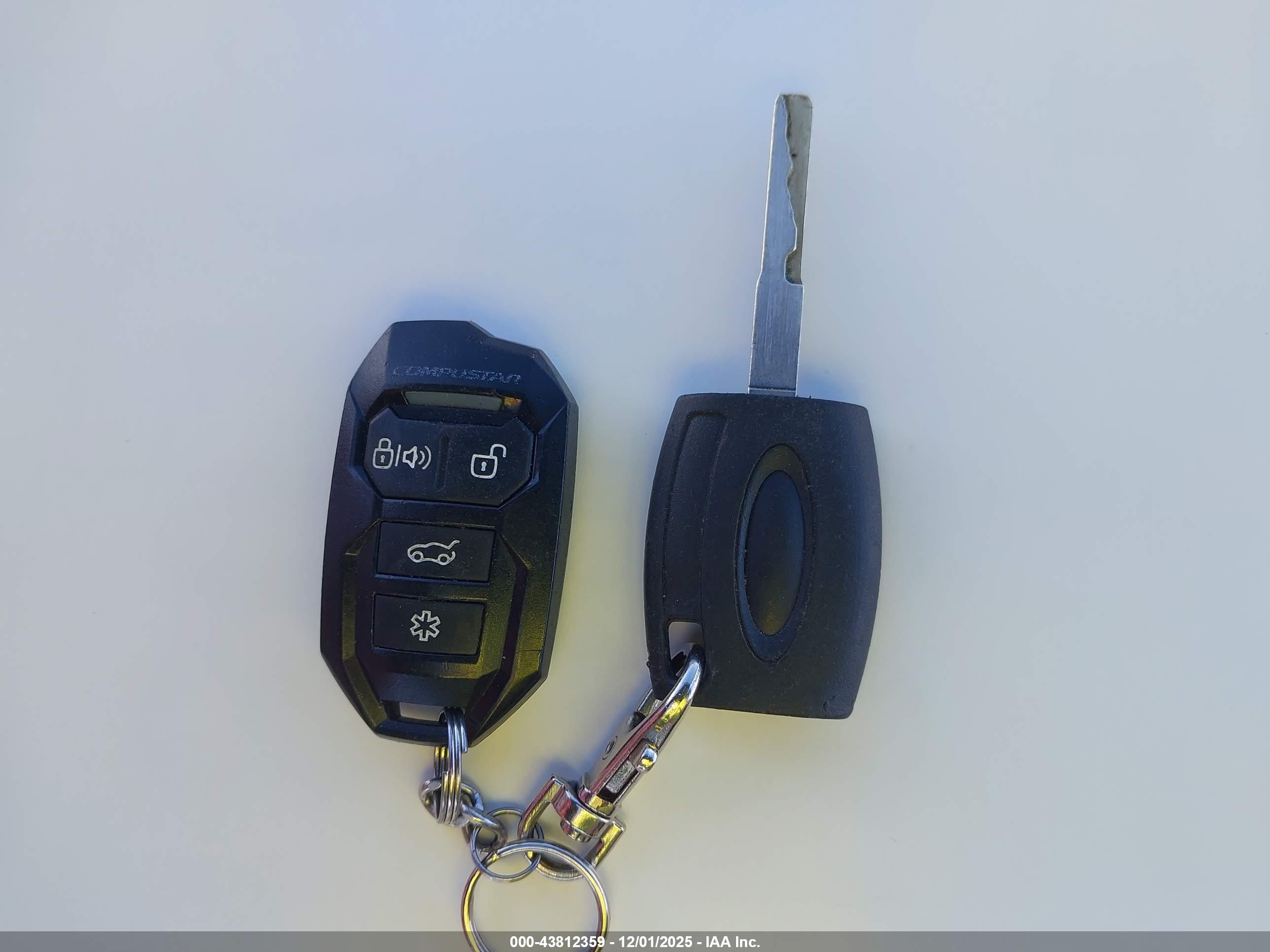 FORD FOCUS image 11