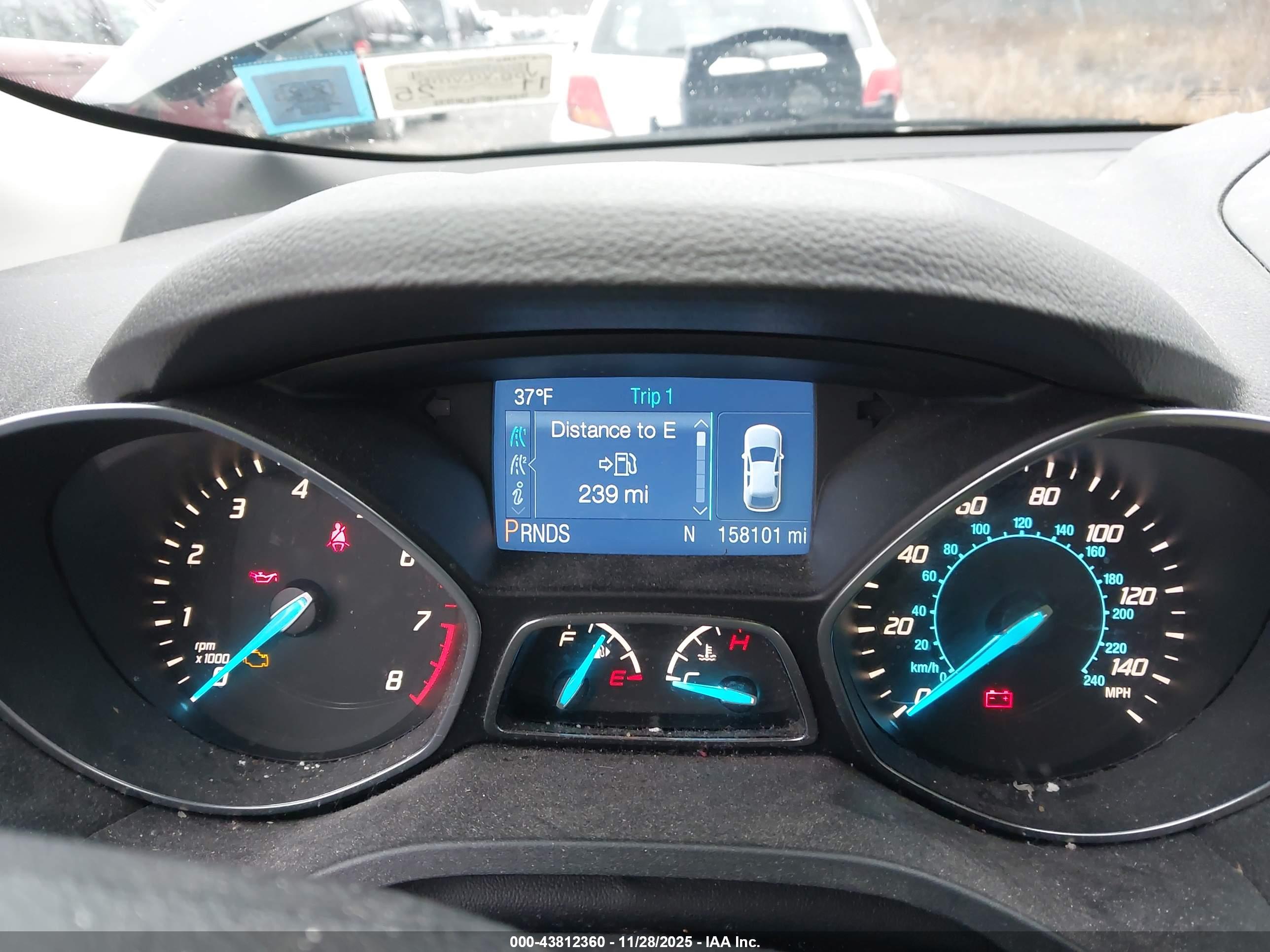 FORD ESCAPE image 7