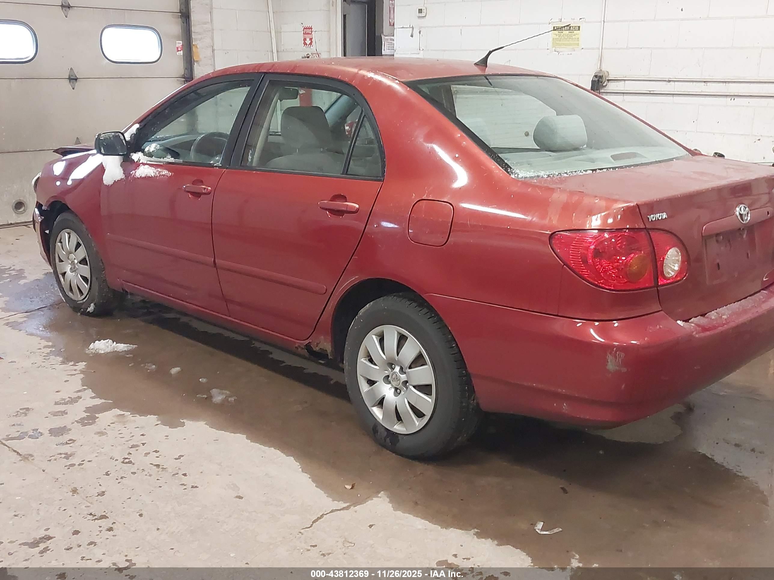 TOYOTA COROLLA image 3