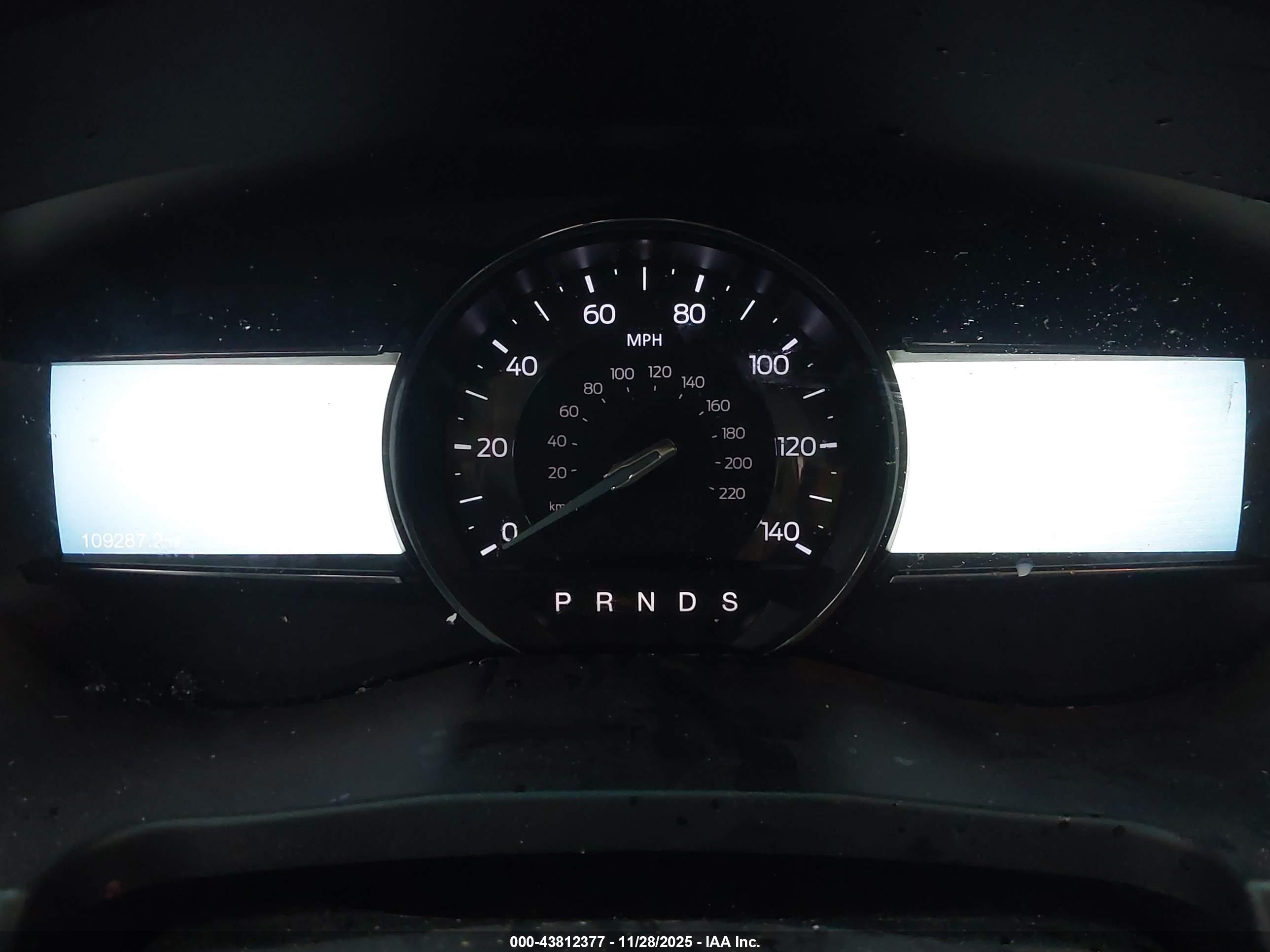FORD EXPLORER image 7