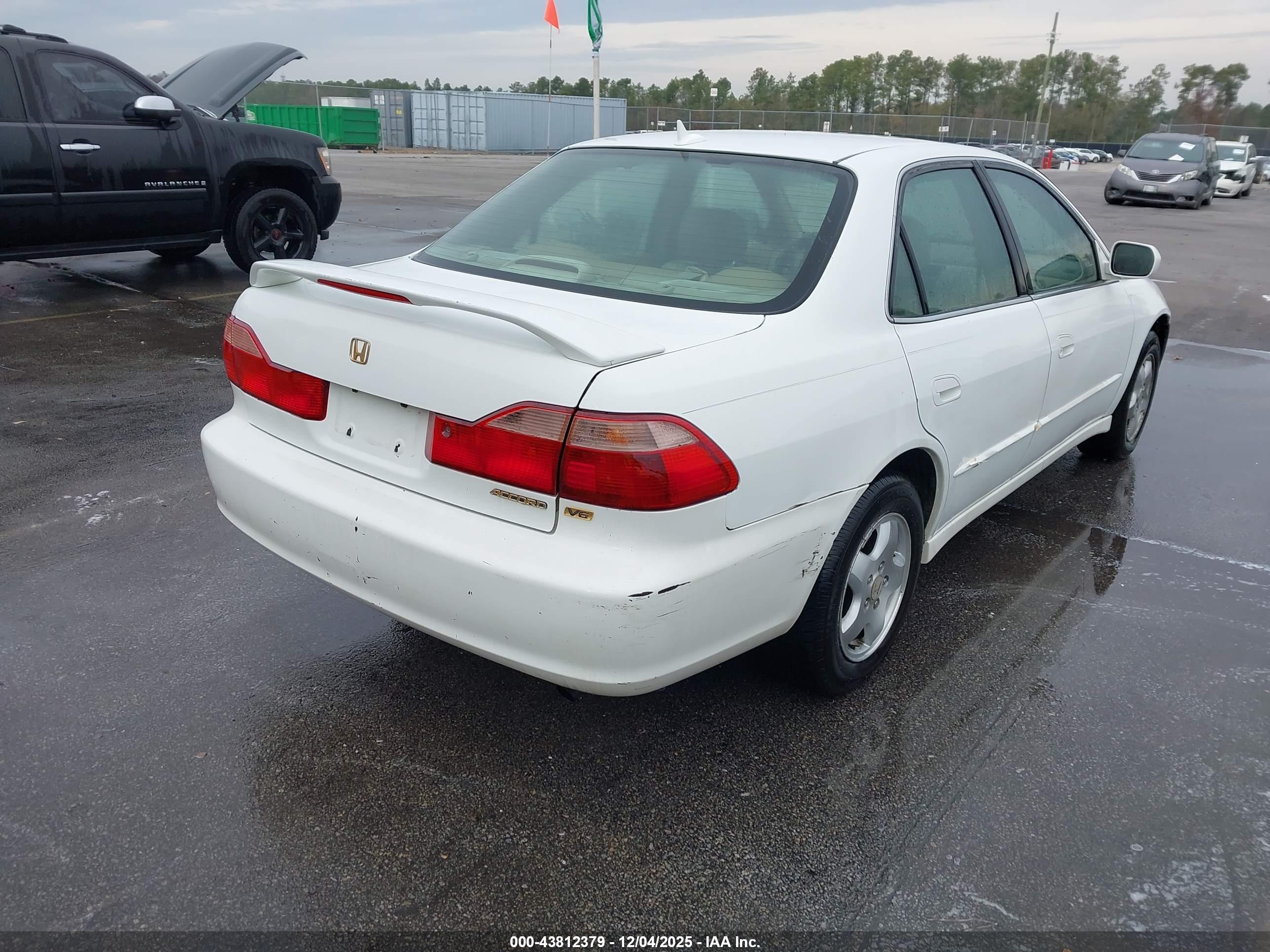 HONDA ACCORD image 4