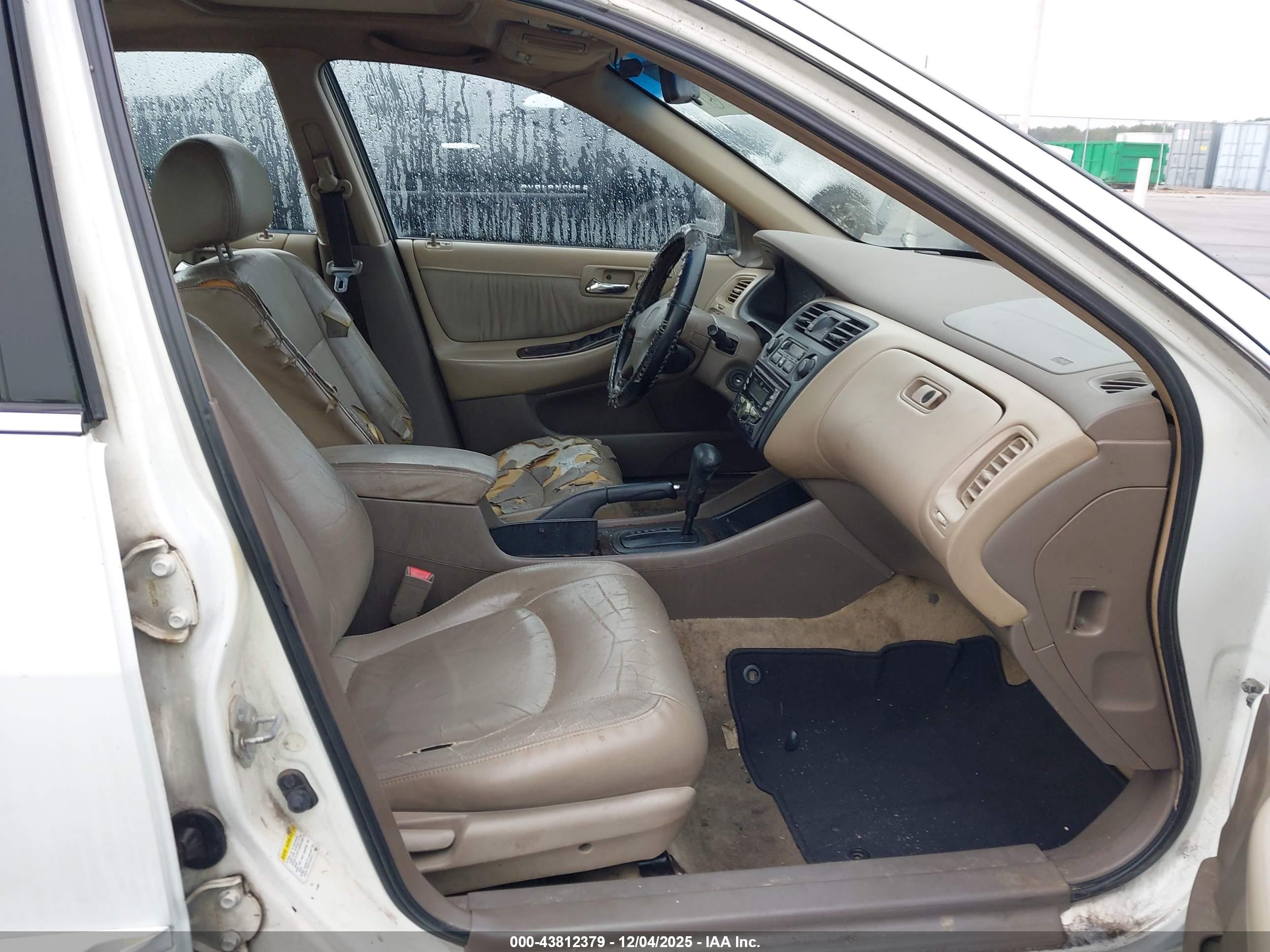 HONDA ACCORD image 5