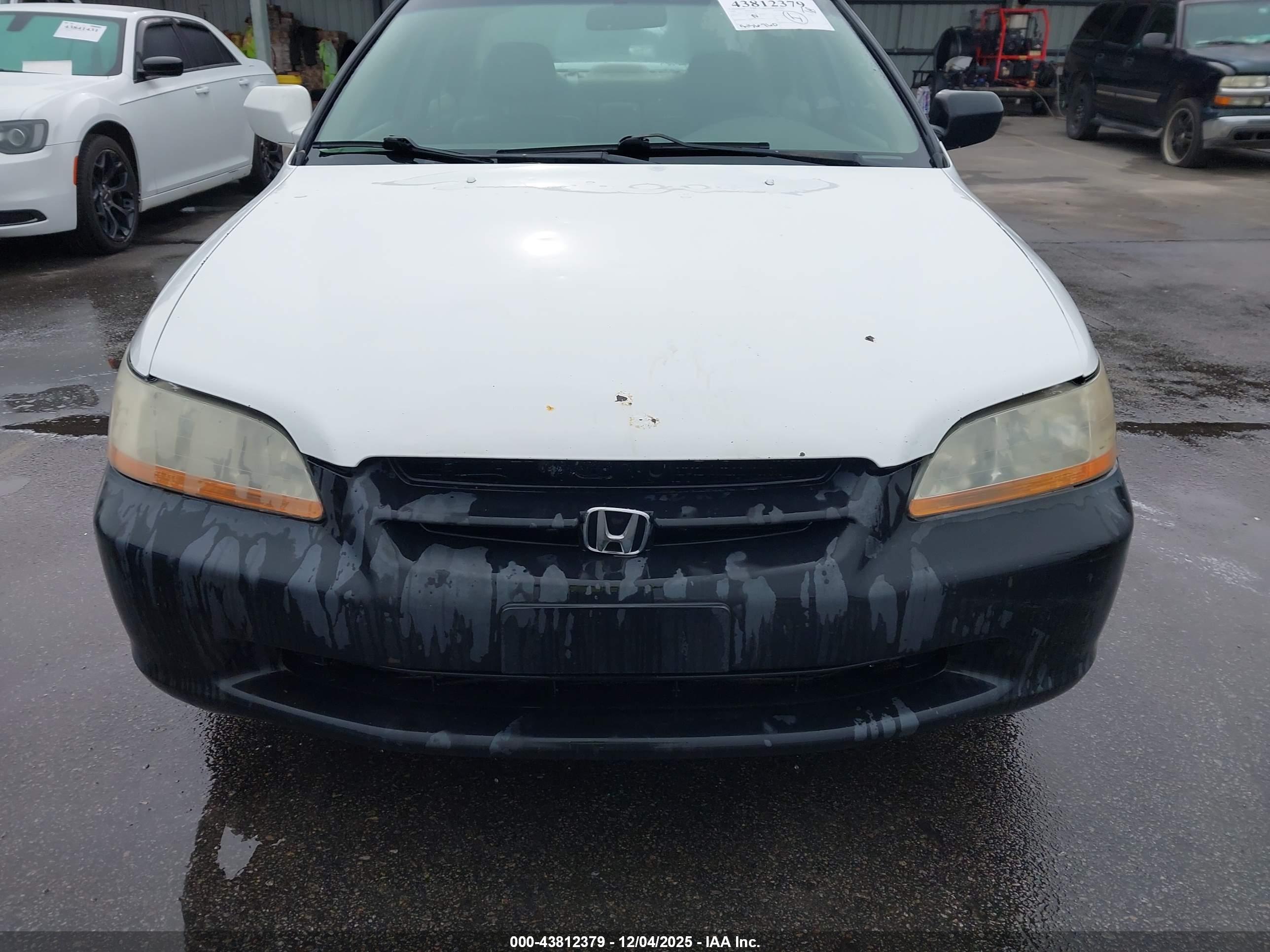 HONDA ACCORD image 6