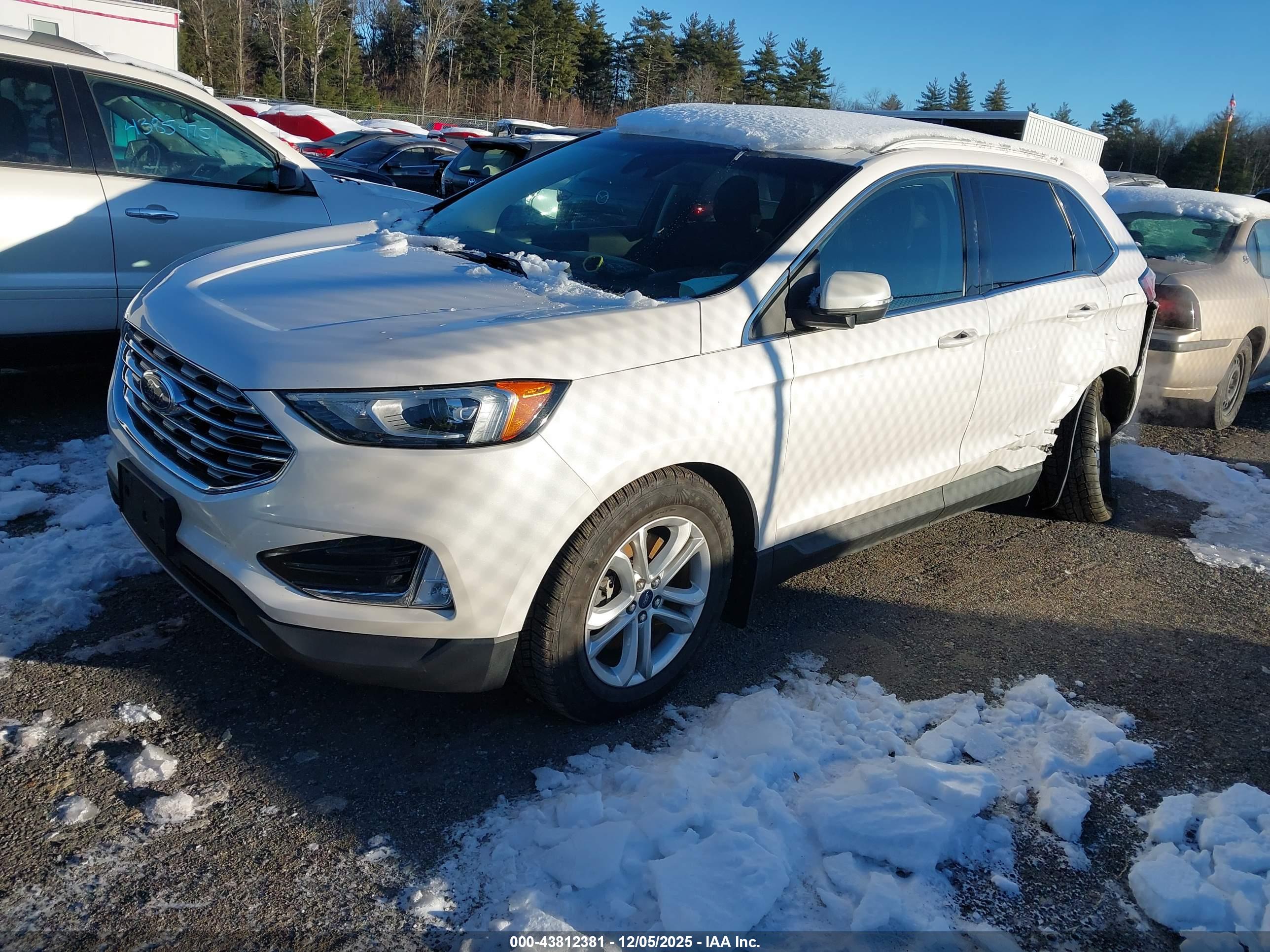 FORD EDGE image 2