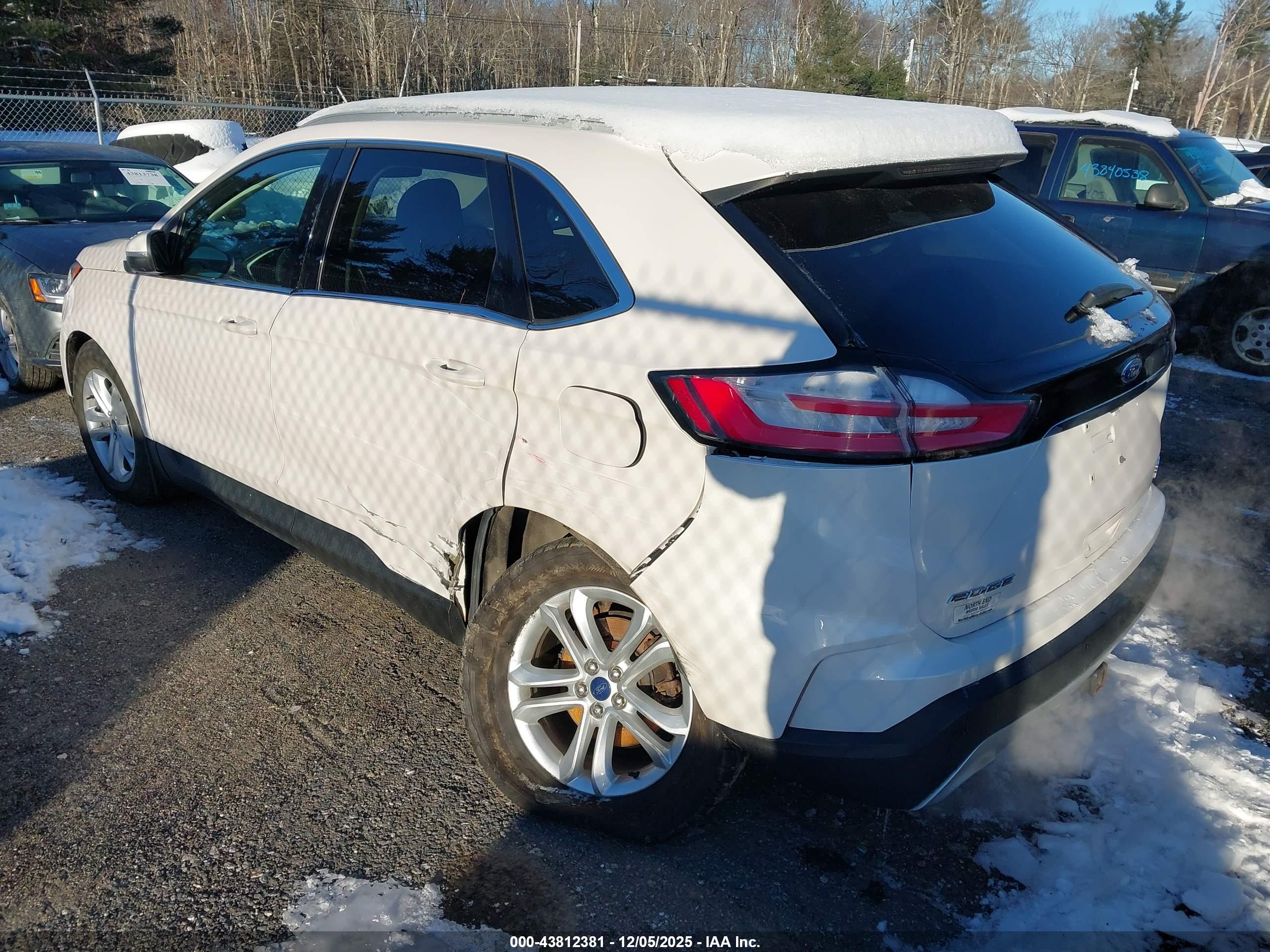FORD EDGE image 3
