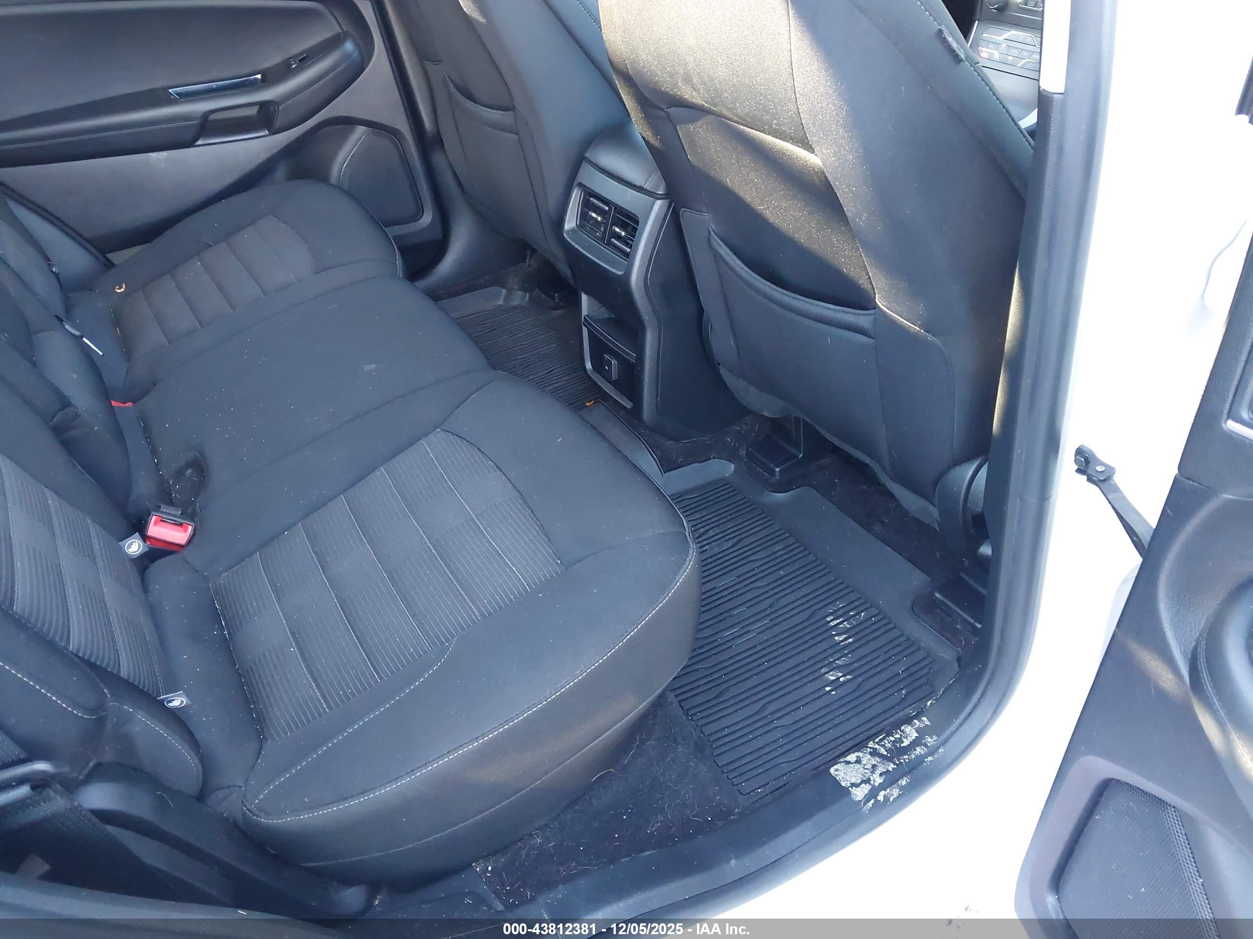 FORD EDGE image 8