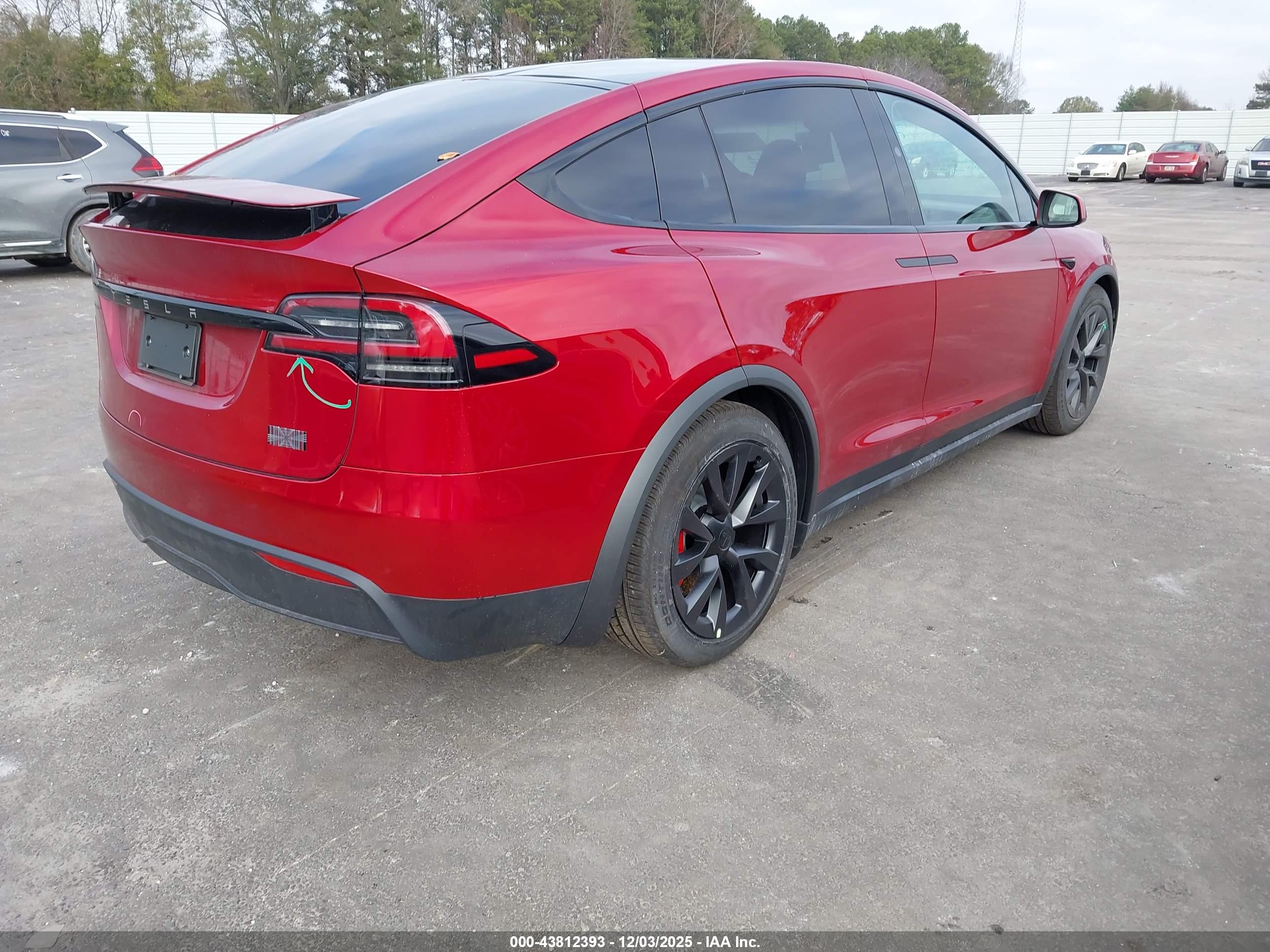 TESLA MODEL image 4