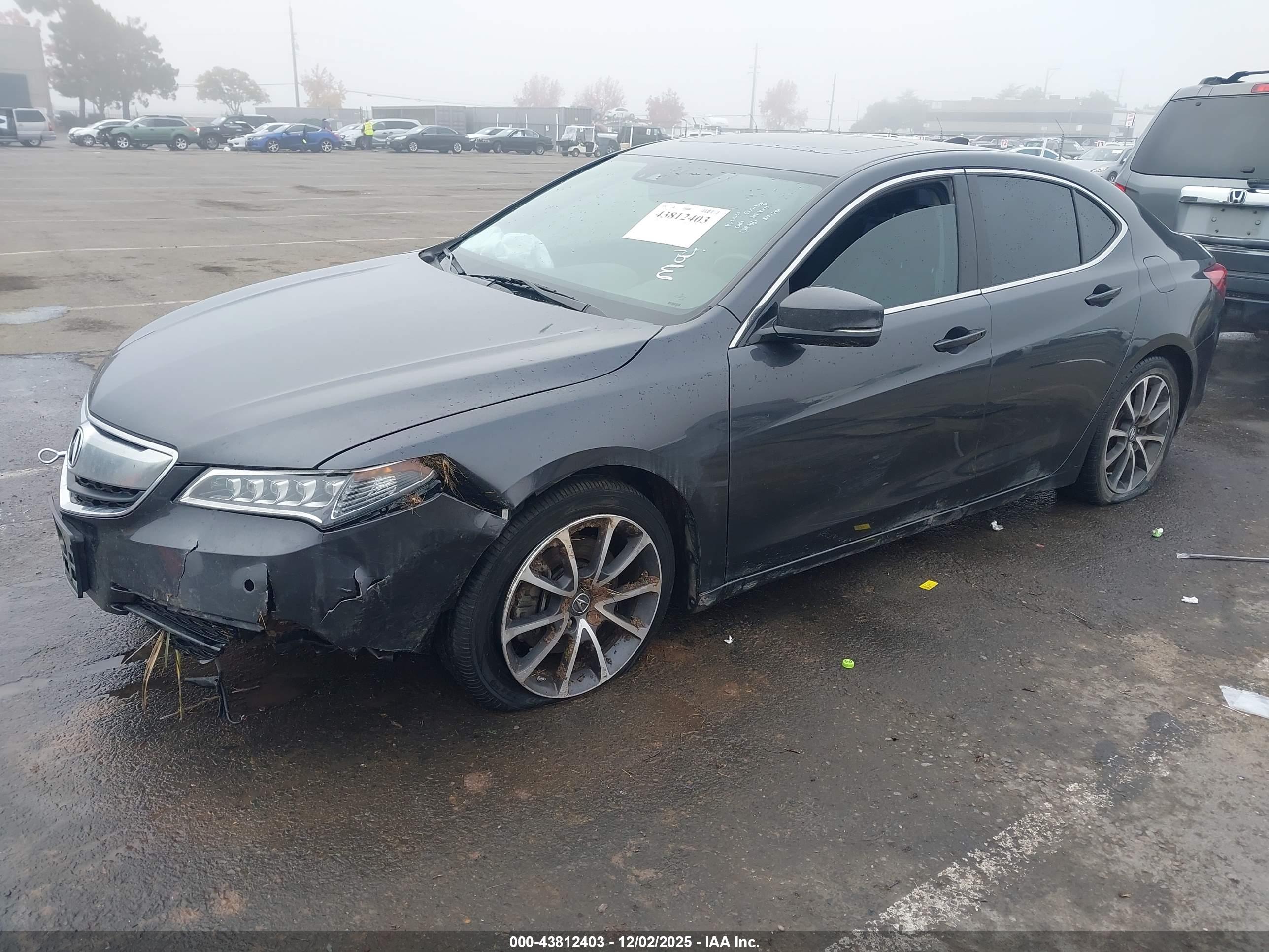 ACURA TLX image 2