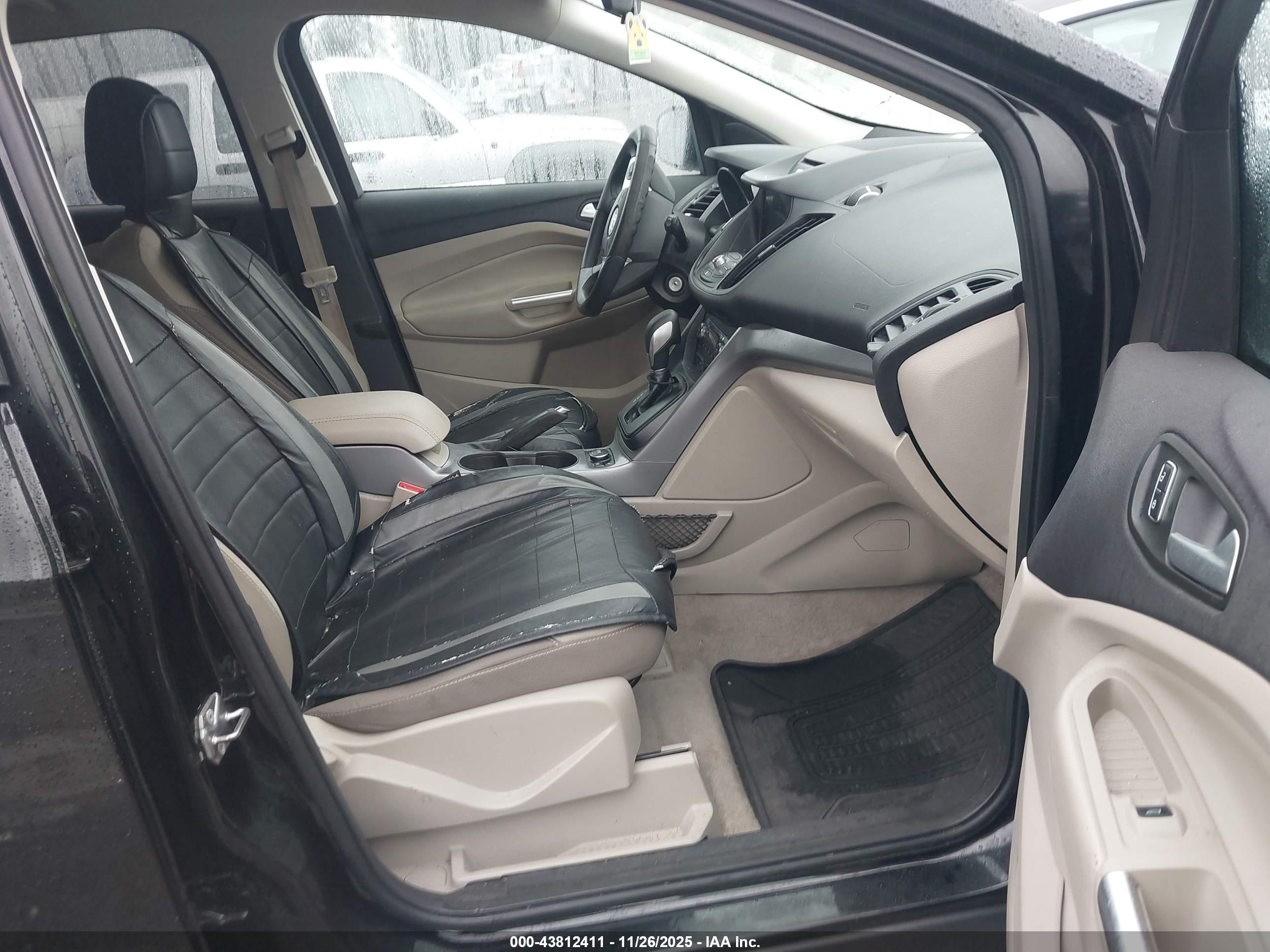 FORD ESCAPE image 5