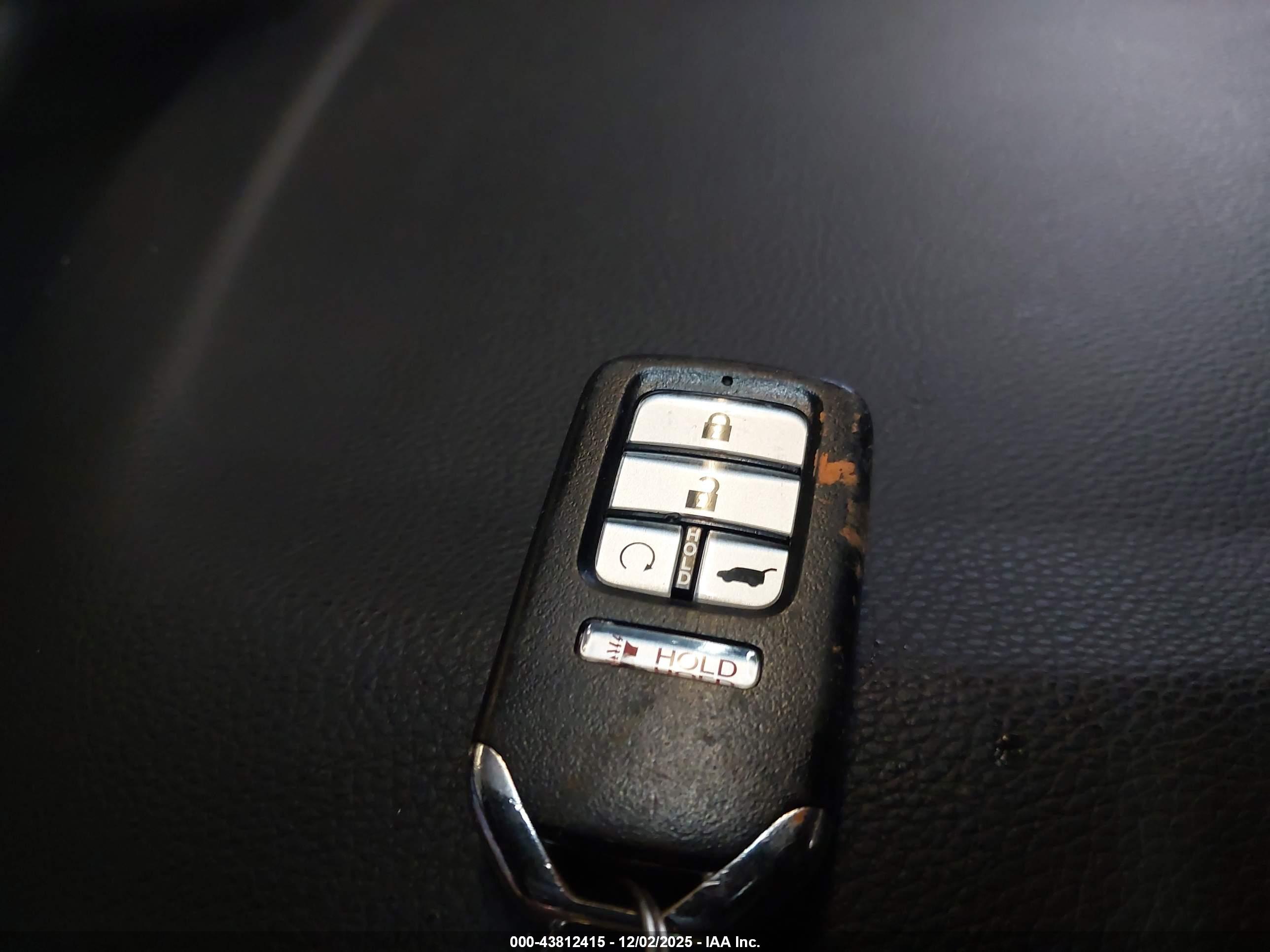 HONDA CR-V image 11