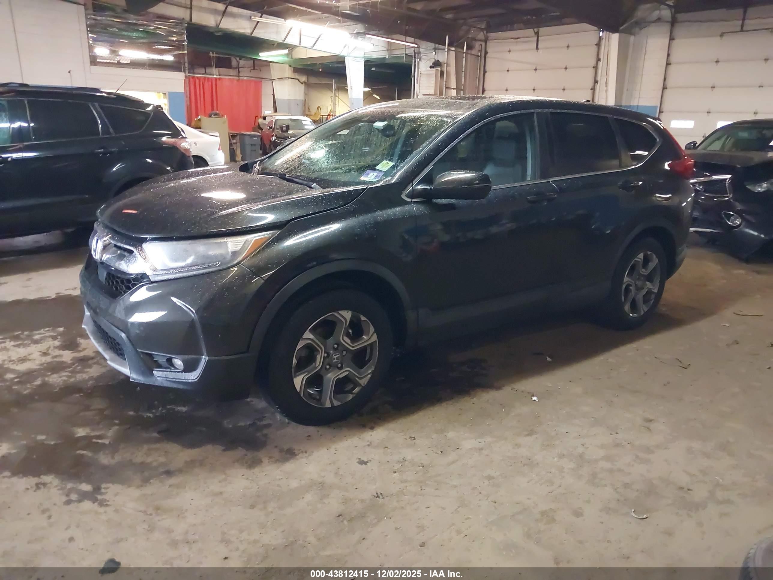 HONDA CR-V image 2