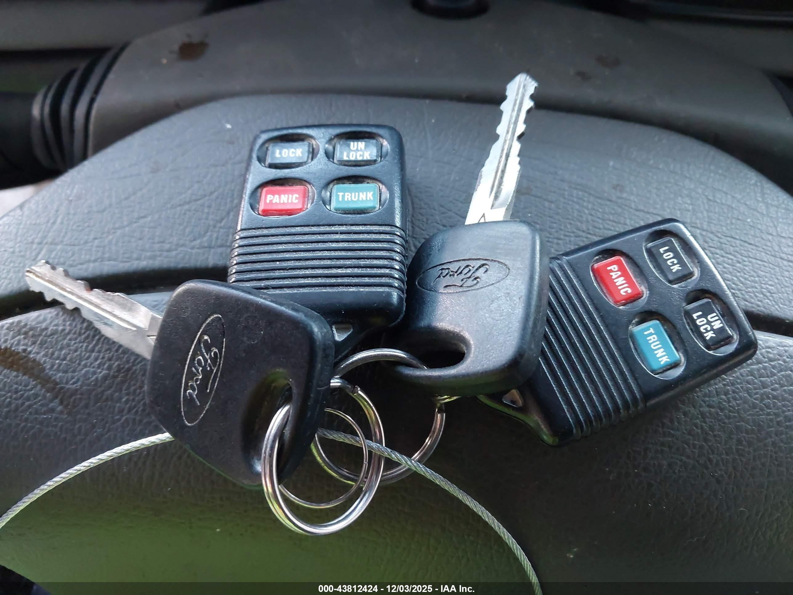 FORD CONTOUR image 11