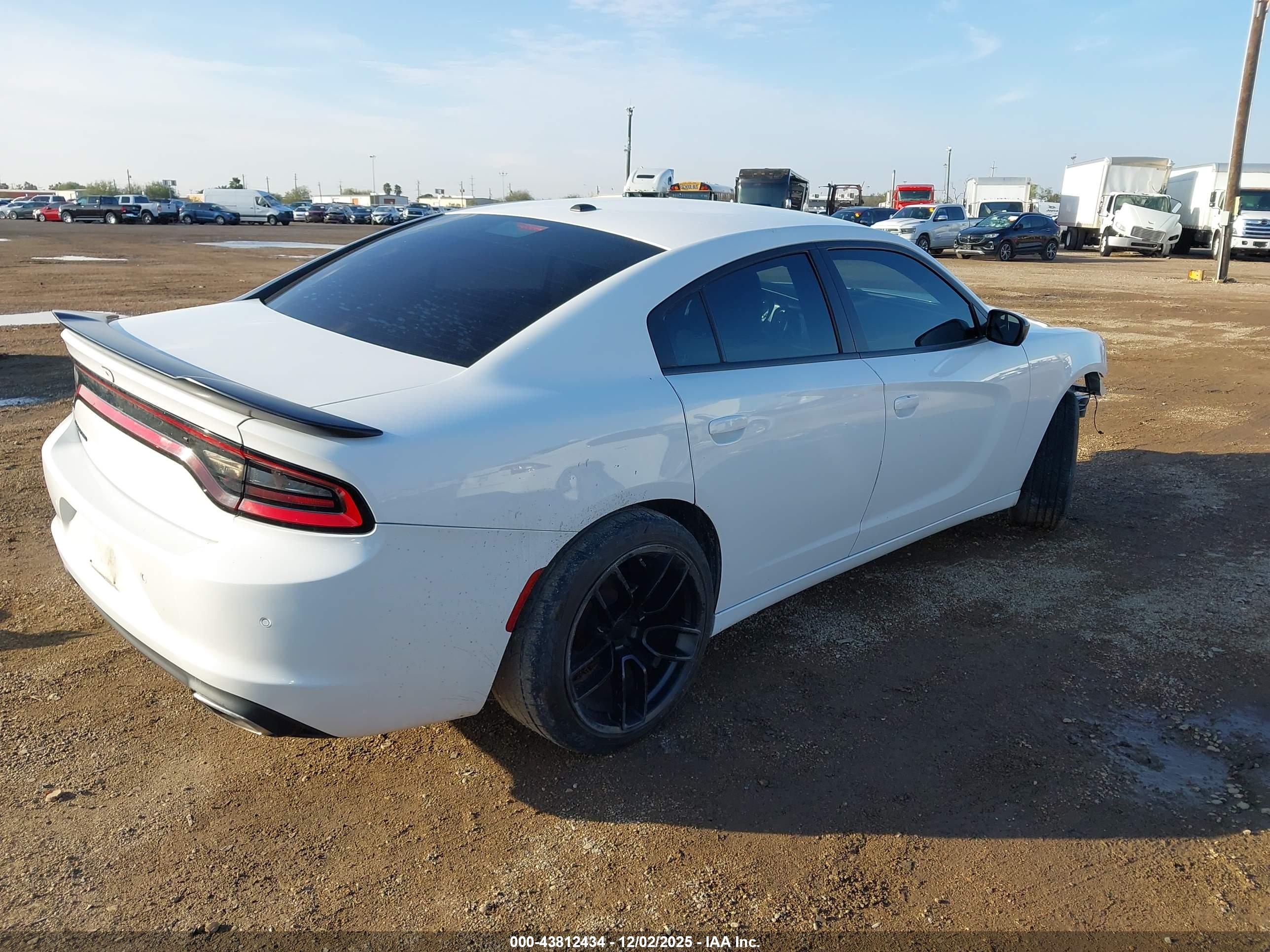 DODGE CHARGER image 4