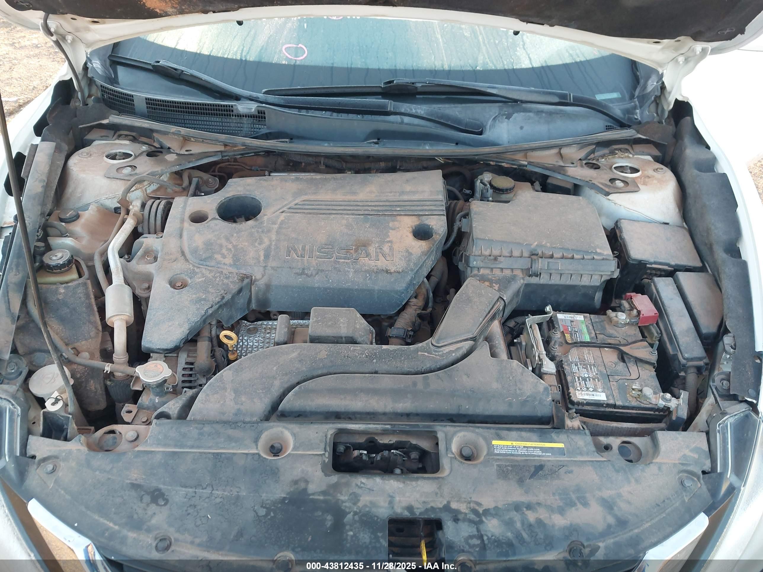 NISSAN ALTIMA image 10