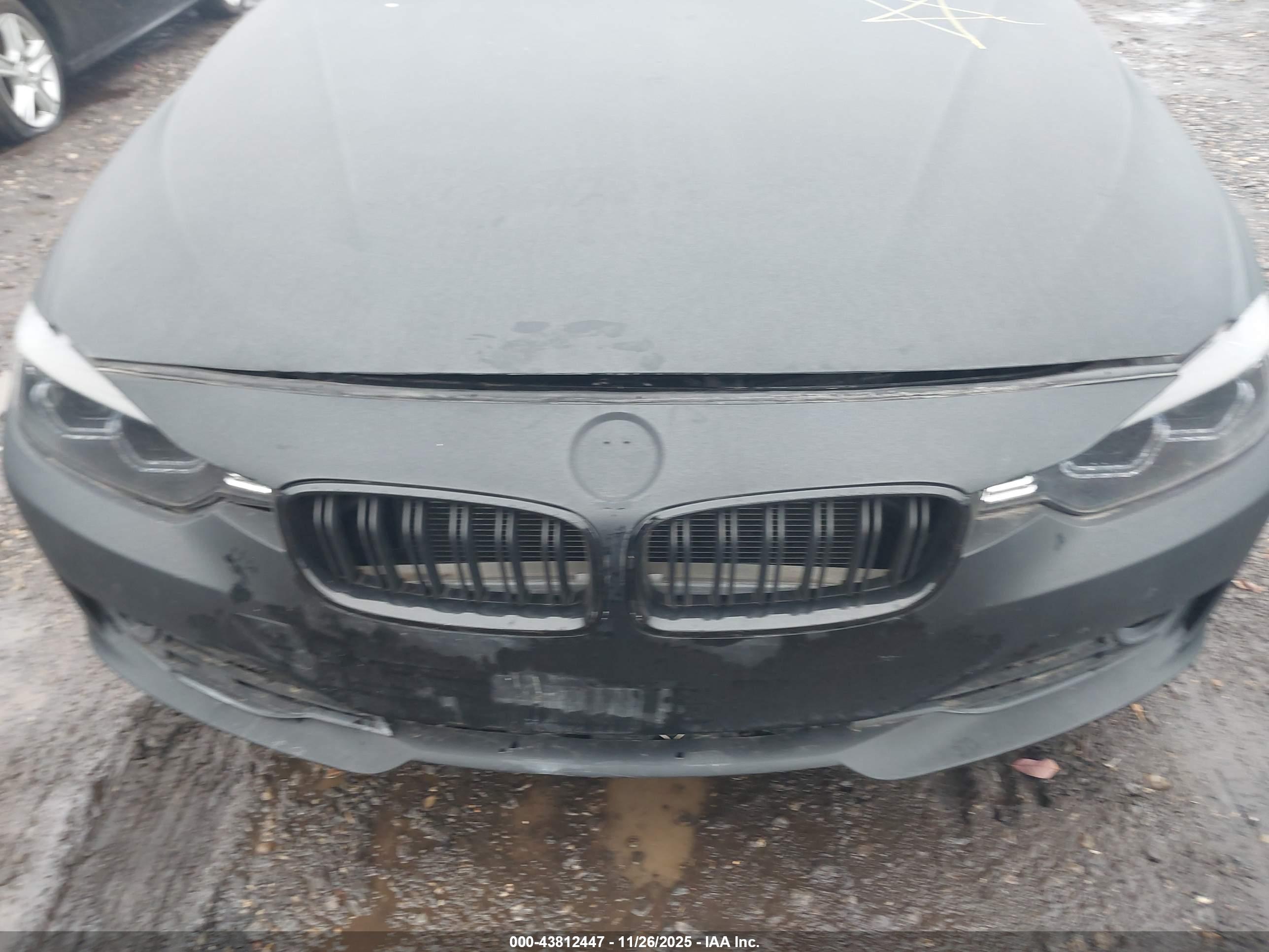 BMW 328I image 10