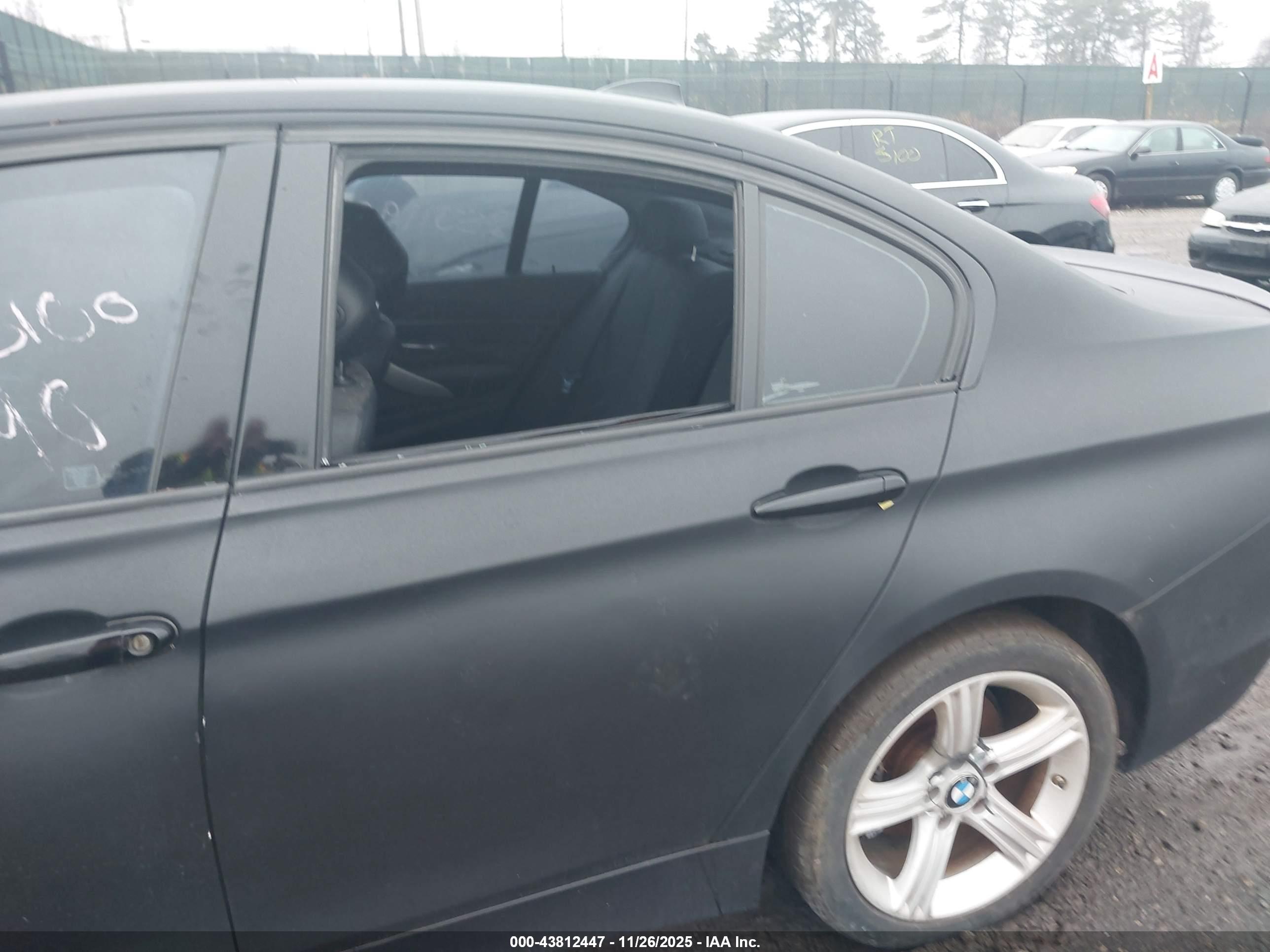 BMW 328I image 6