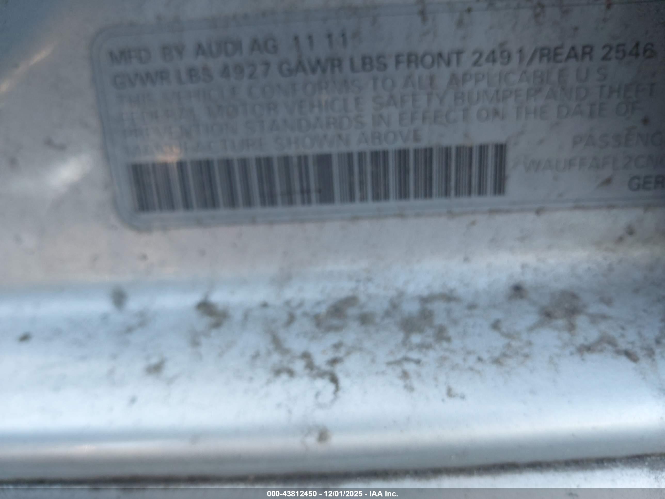 AUDI A4 image 9