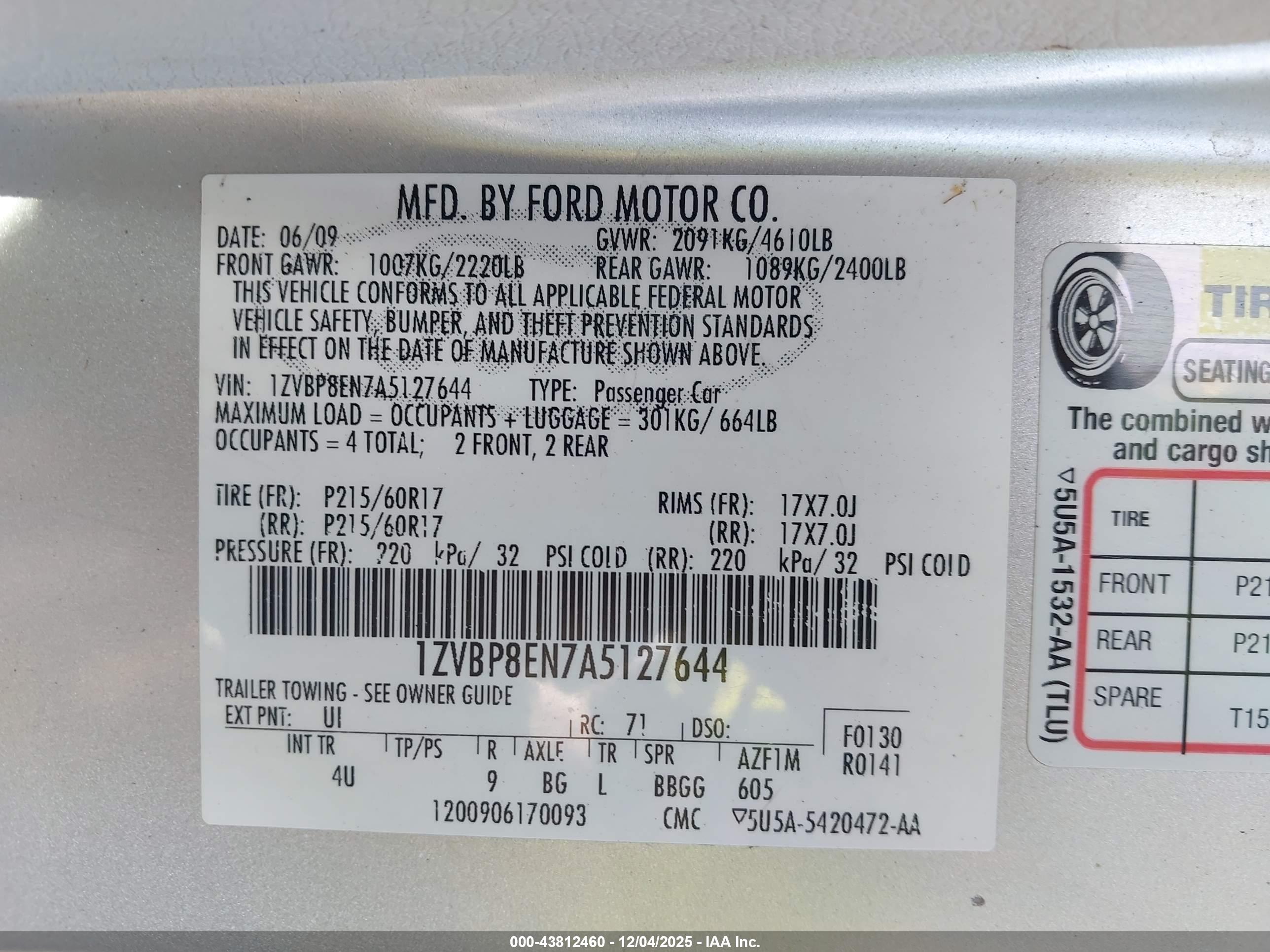 FORD MUSTANG image 9