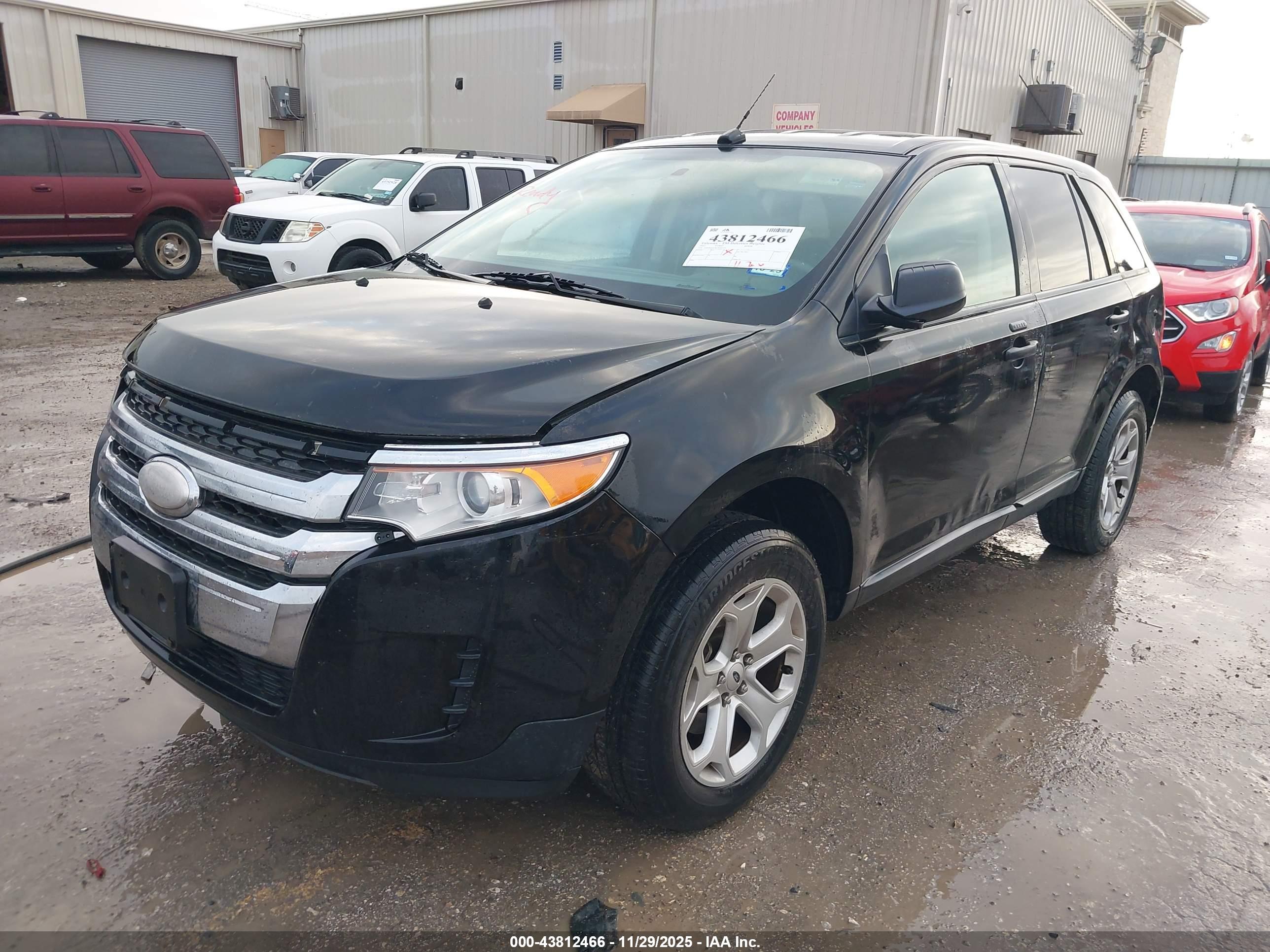 FORD EDGE image 2