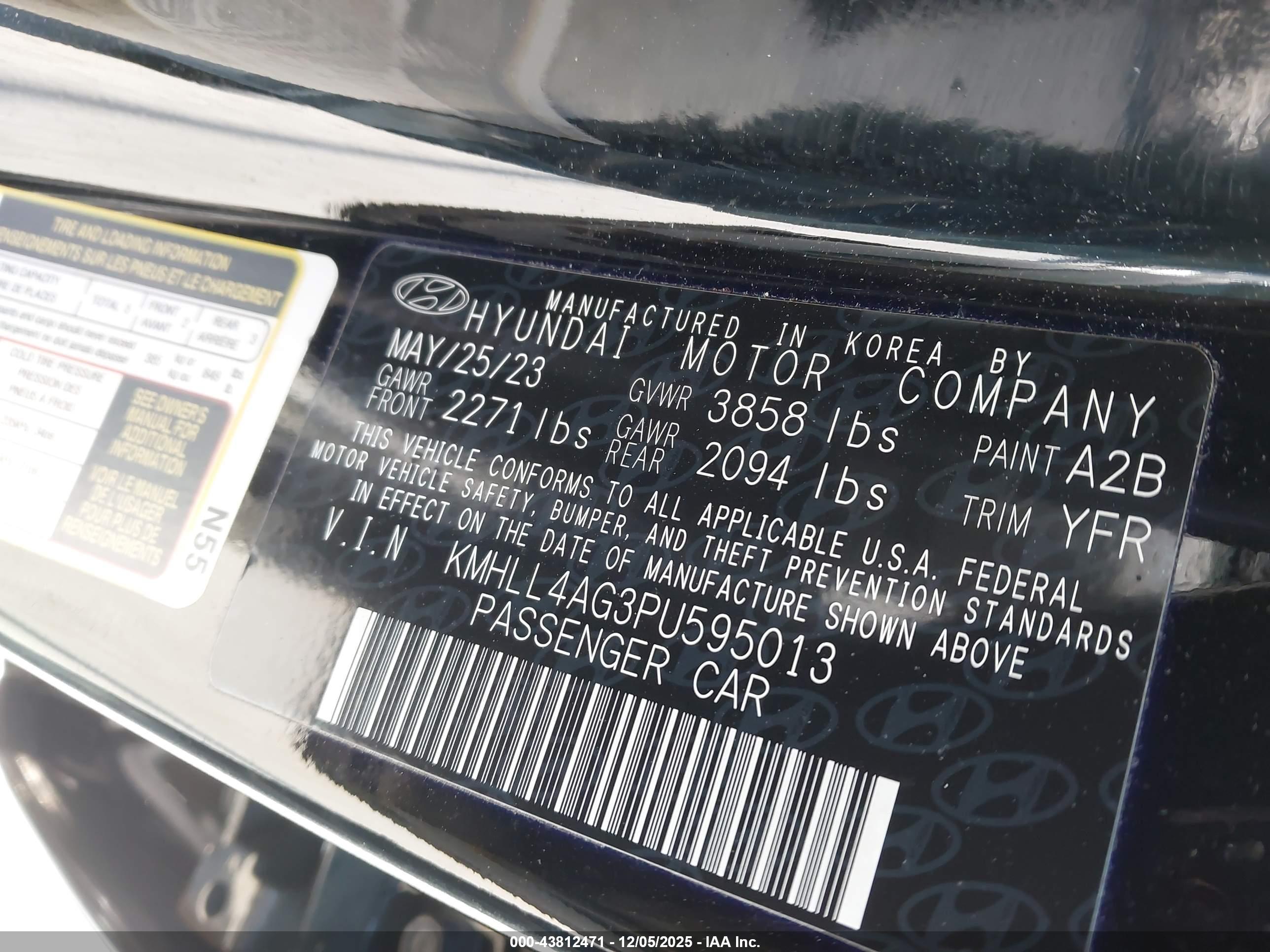 HYUNDAI ELANTRA image 9