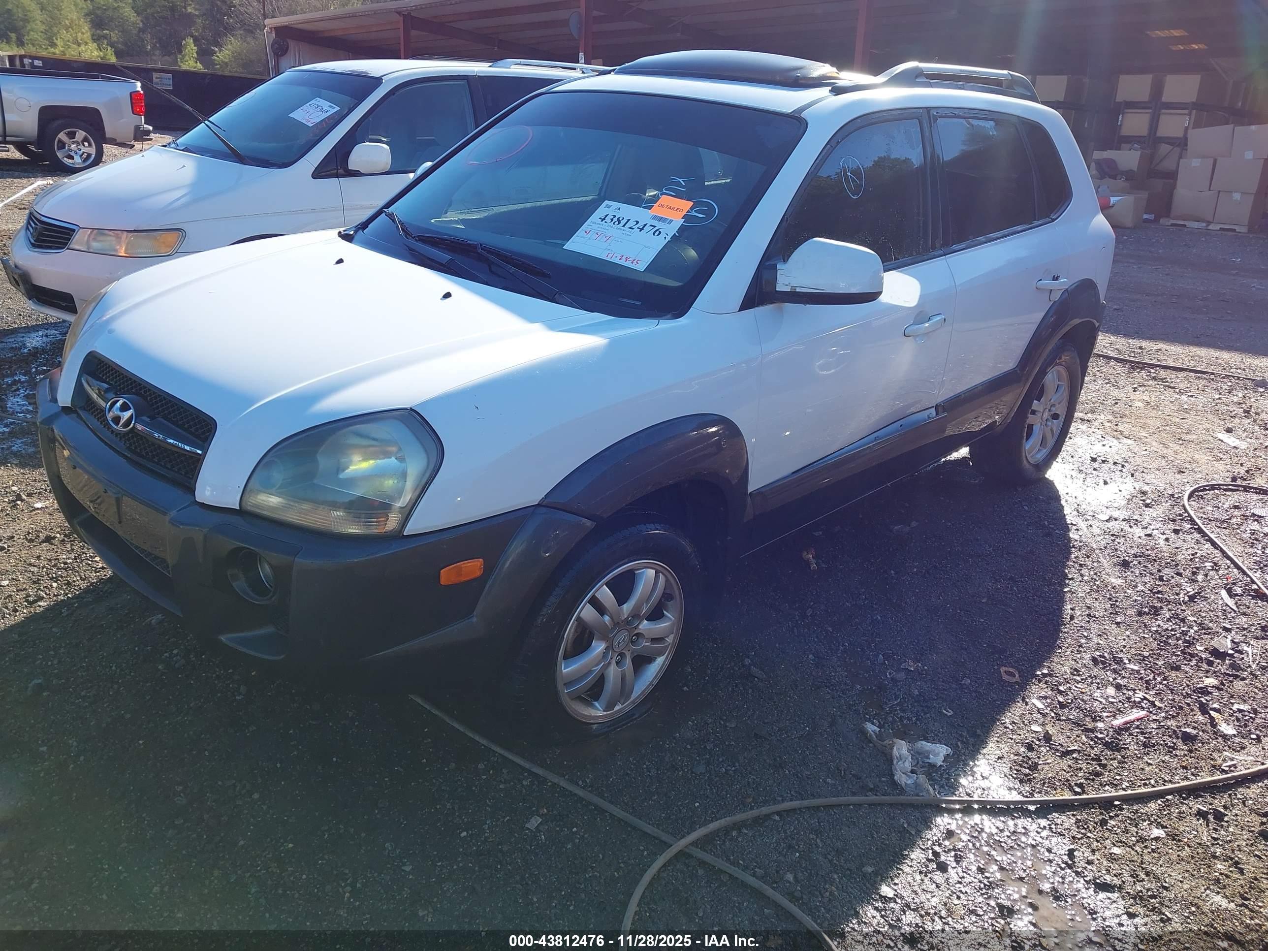 HYUNDAI TUCSON image 2