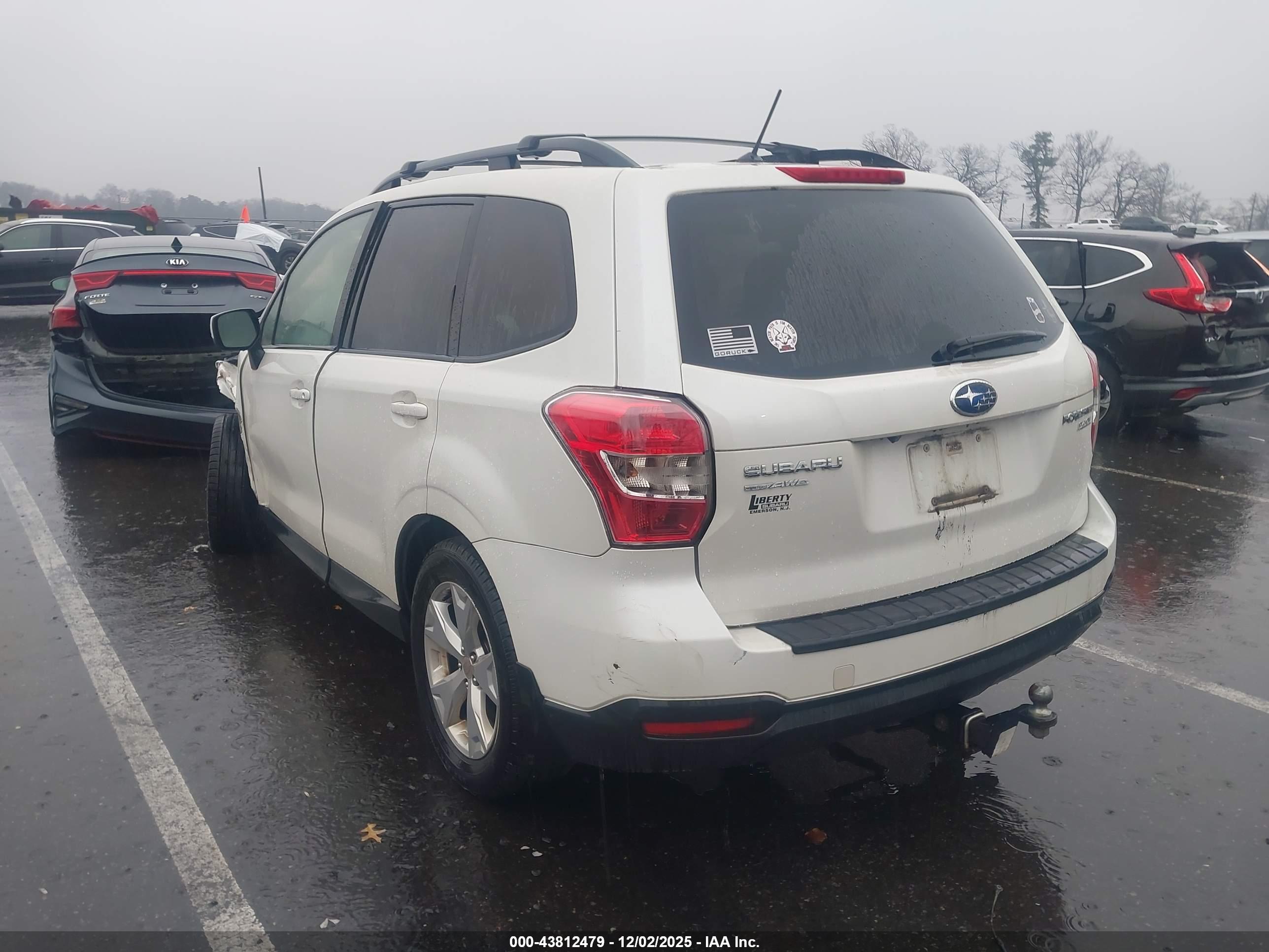 SUBARU FORESTER image 3