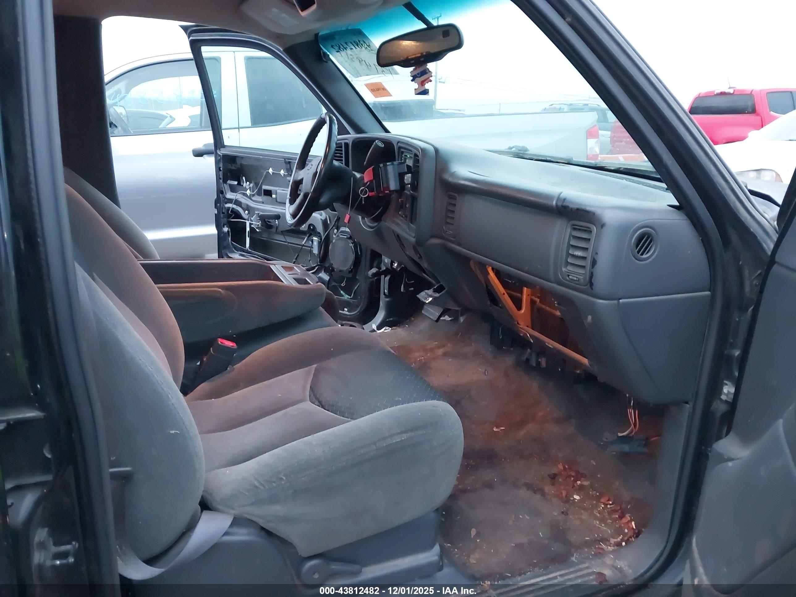 CHEVROLET AVALANCHE image 5