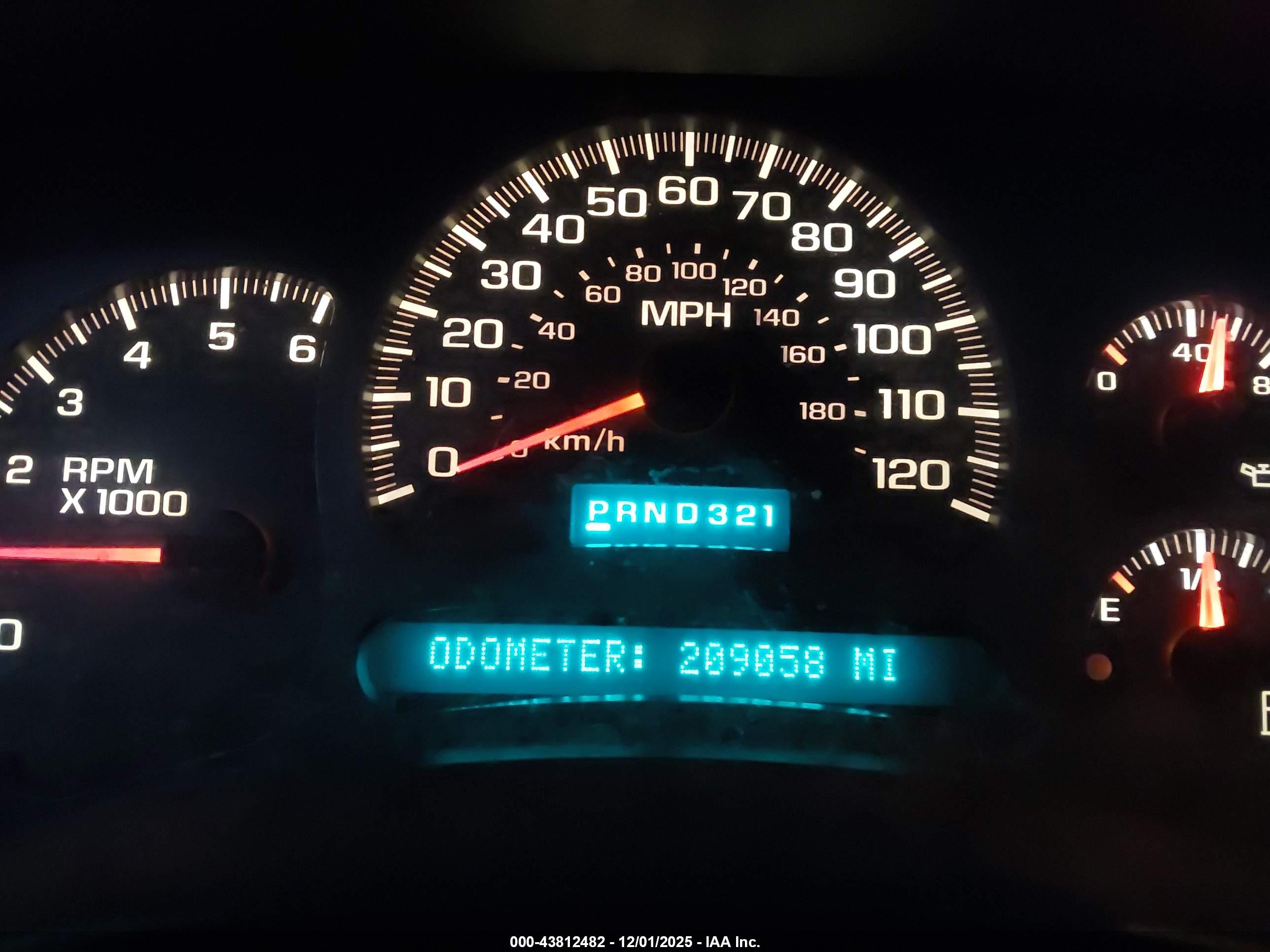 CHEVROLET AVALANCHE image 7