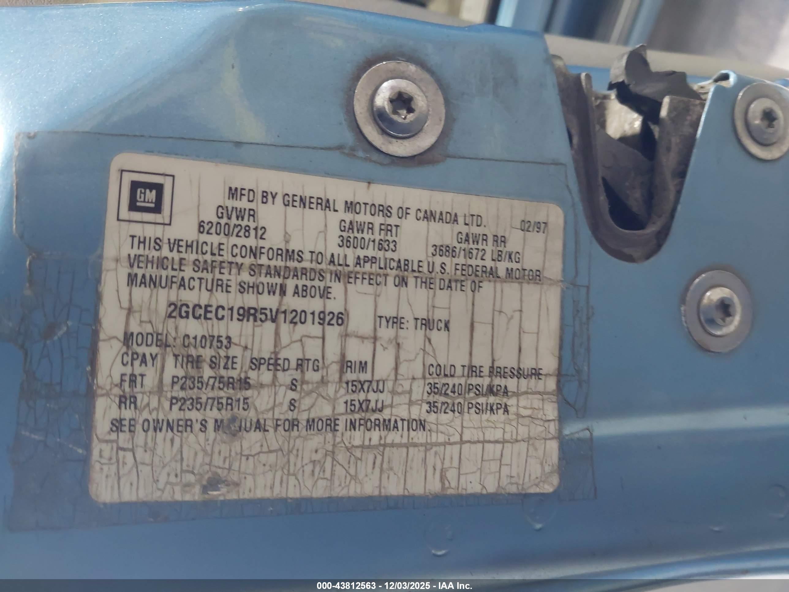 CHEVROLET C1500 image 9