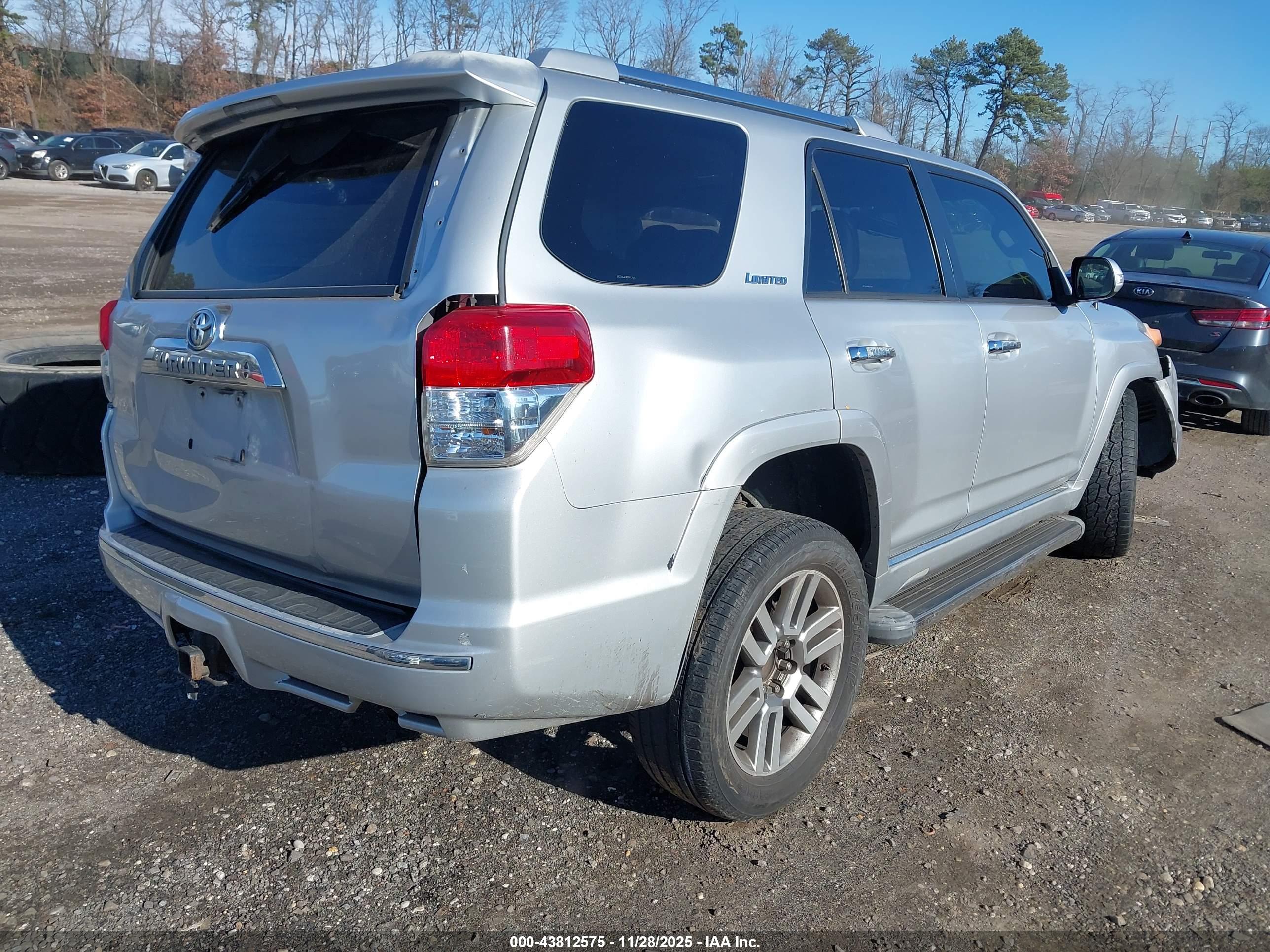 TOYOTA 4RUNNER image 4
