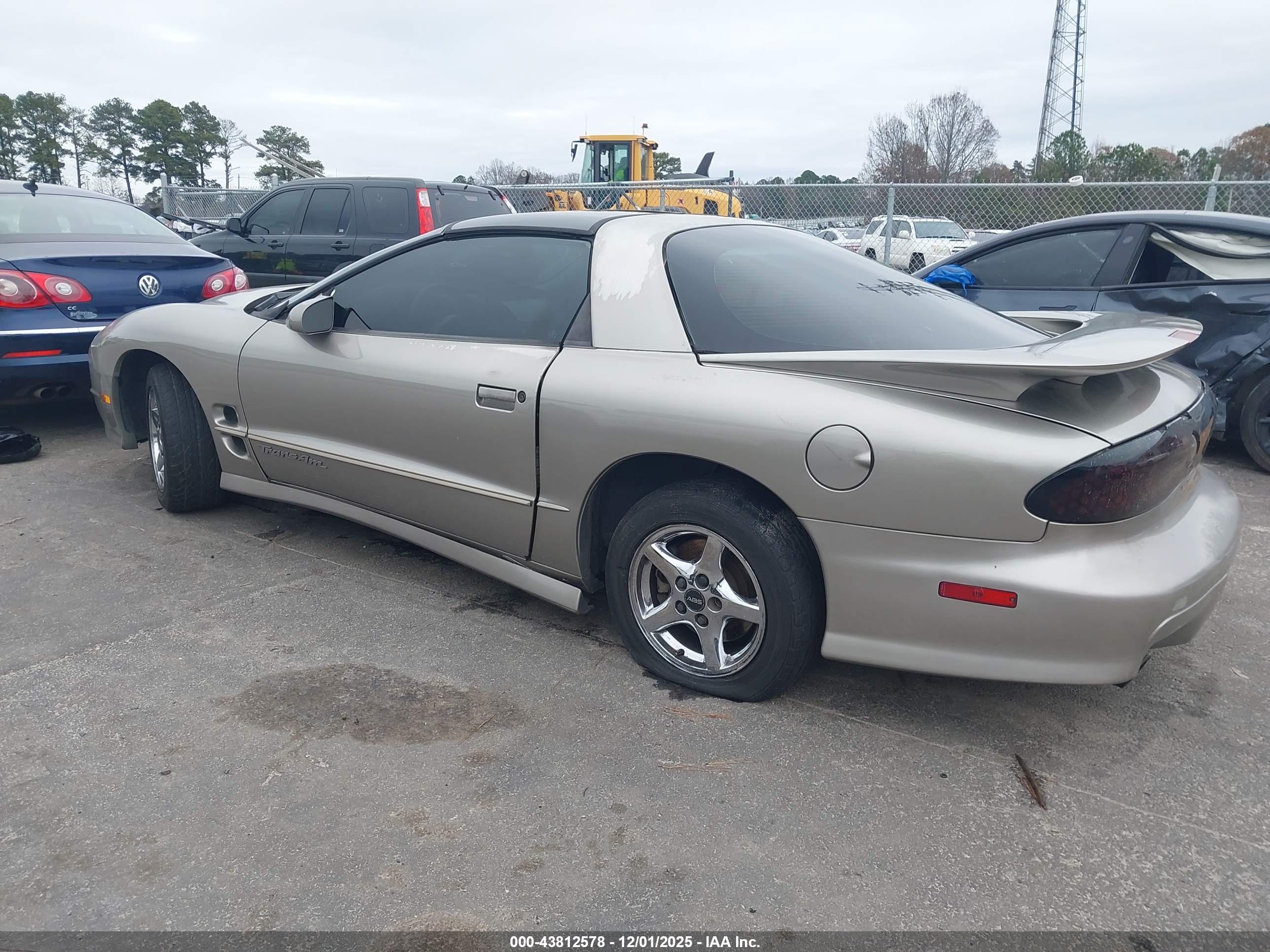 PONTIAC FIREBIRD image 3