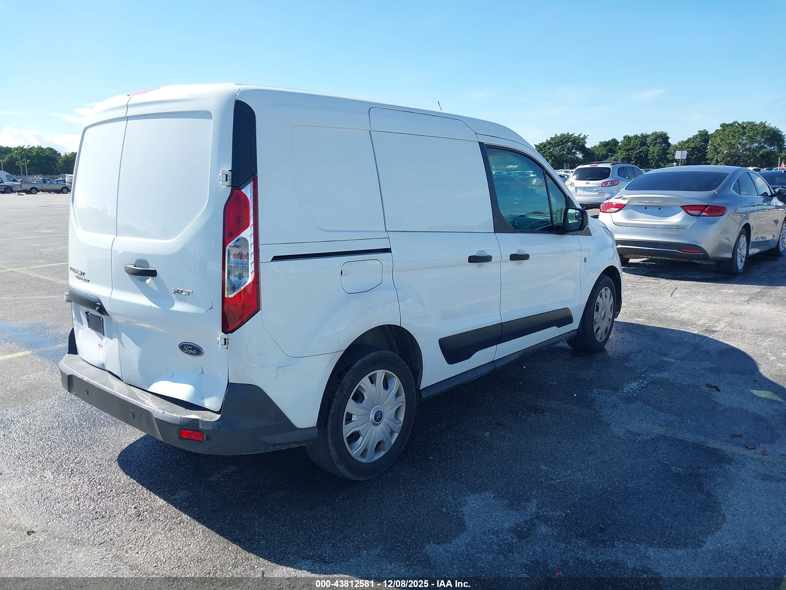 FORD TRANSIT image 4